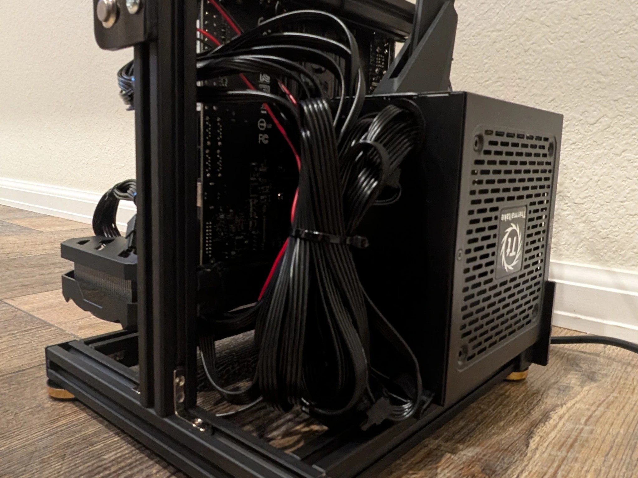🪶Lightweight🪶 LAN PC! Ryzen 5800X3D | RTX 4070 | 32GB Ram | 1TB SSD
