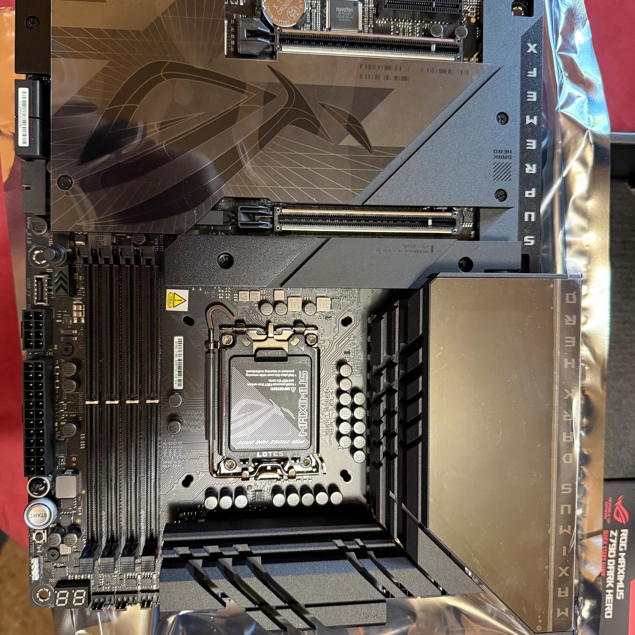 NEW!!! Asus ROG MAXIMUS Z790 DARK HERO: READ DESCRIPTION!!! GREAT DEAL!!!