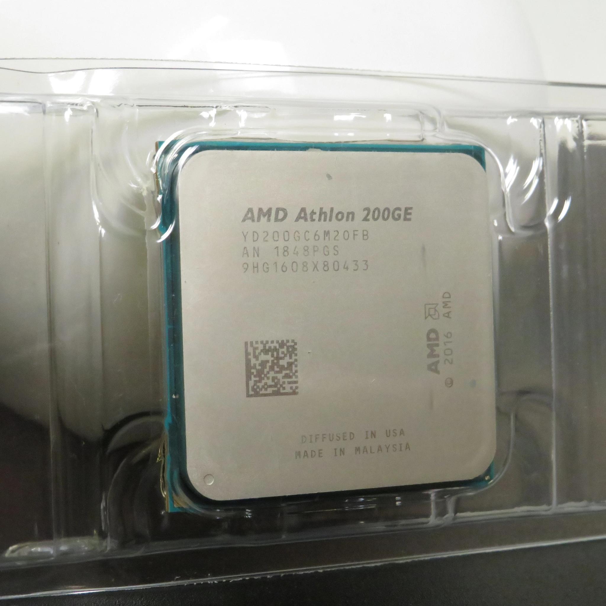 Used Athlon 200GE 2 Cores 4 threads AM4 w/integrated Raedon graphics