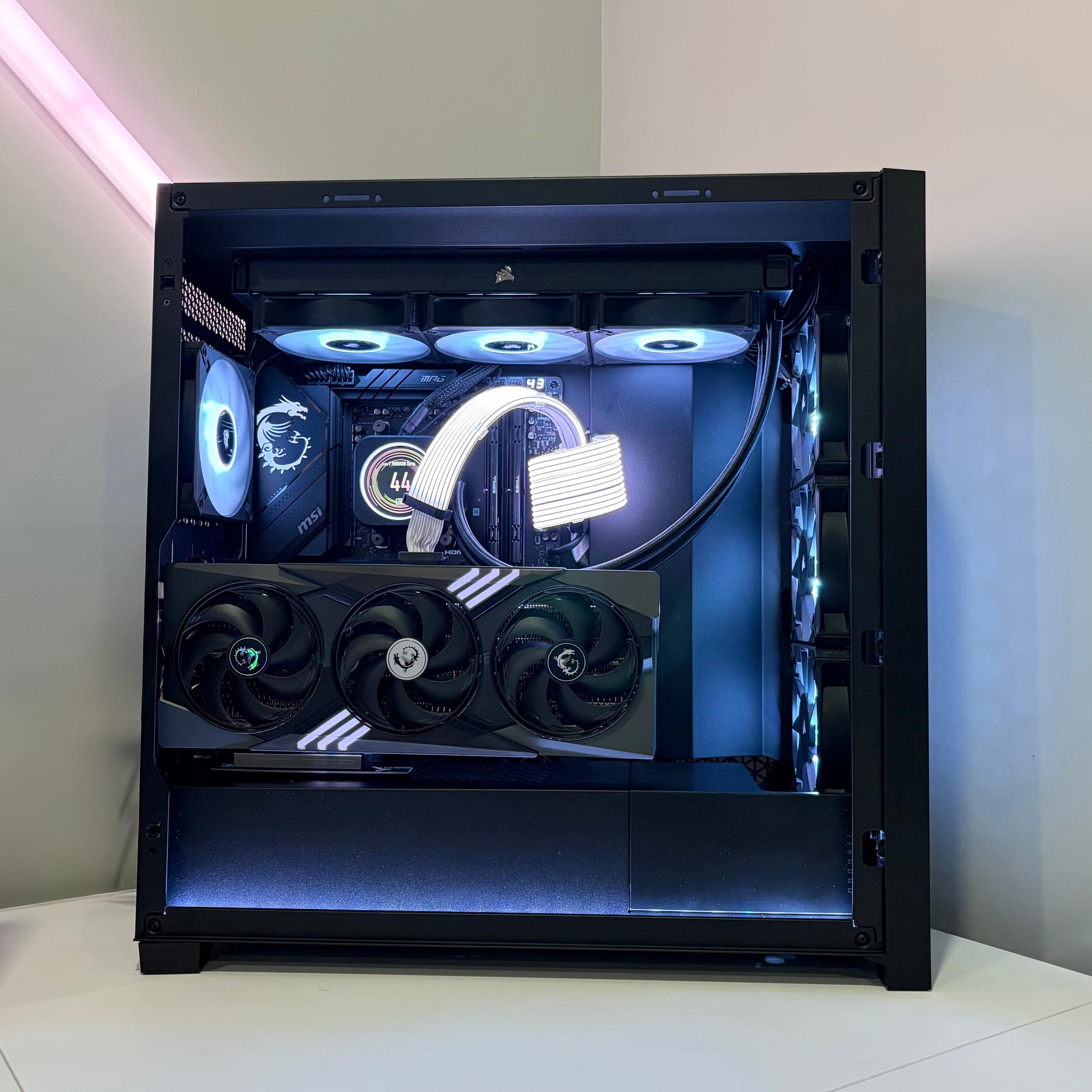 RTX 5070 Ti | Ryzen 7 9800X3D | 32GB DDR5 RAM | 2TB SSD | Gaming PC