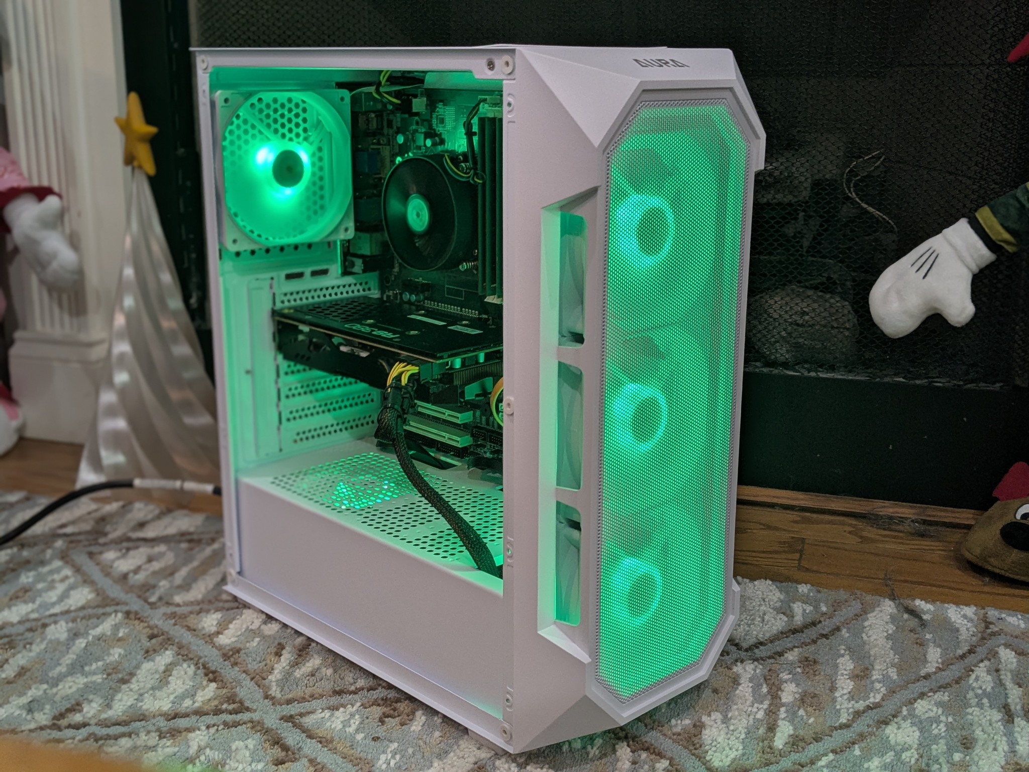 80 FPS Fortnite | i5-4590, 16GB RAM, 240GB SSD, 1TB HDD, R9 380 4GB, RGB, Wifi