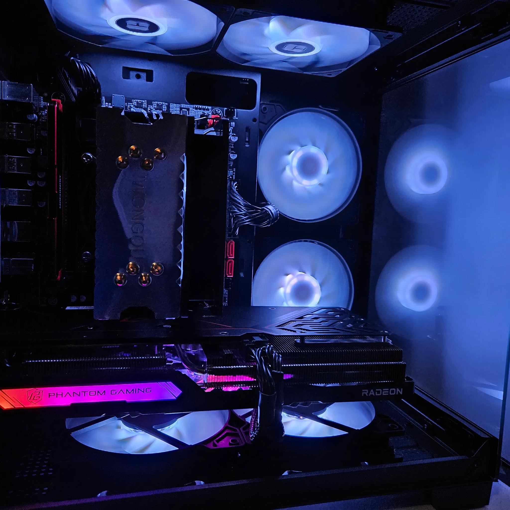Dark Side Rig Intel 10 Core / 16GB DDR4 / 1TB SSD / RX 7600
