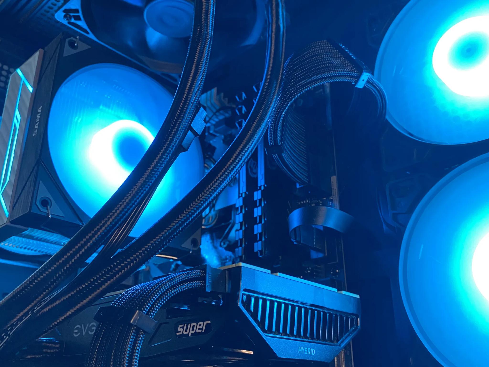 💵 SALE 💵 RGB Gaming PC | RTX 2070 SUPER 8GB + Ryzen 7 3700x + 16gb 3200mhz + 1tb nvme SSD |