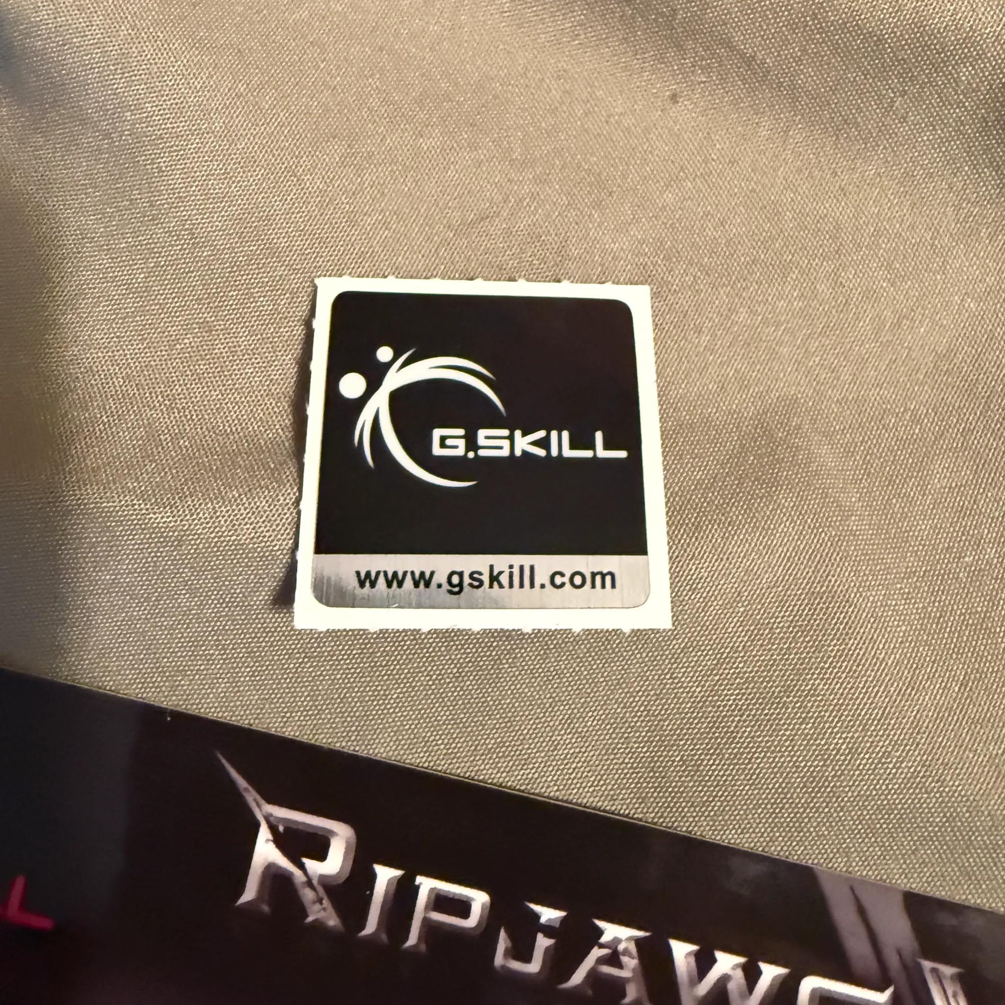 G.SKILL Ripjaws V Series DDR4 RAM 32GB (2x16GB) 3600MT/s CL18-22-22-42 1.35V - White