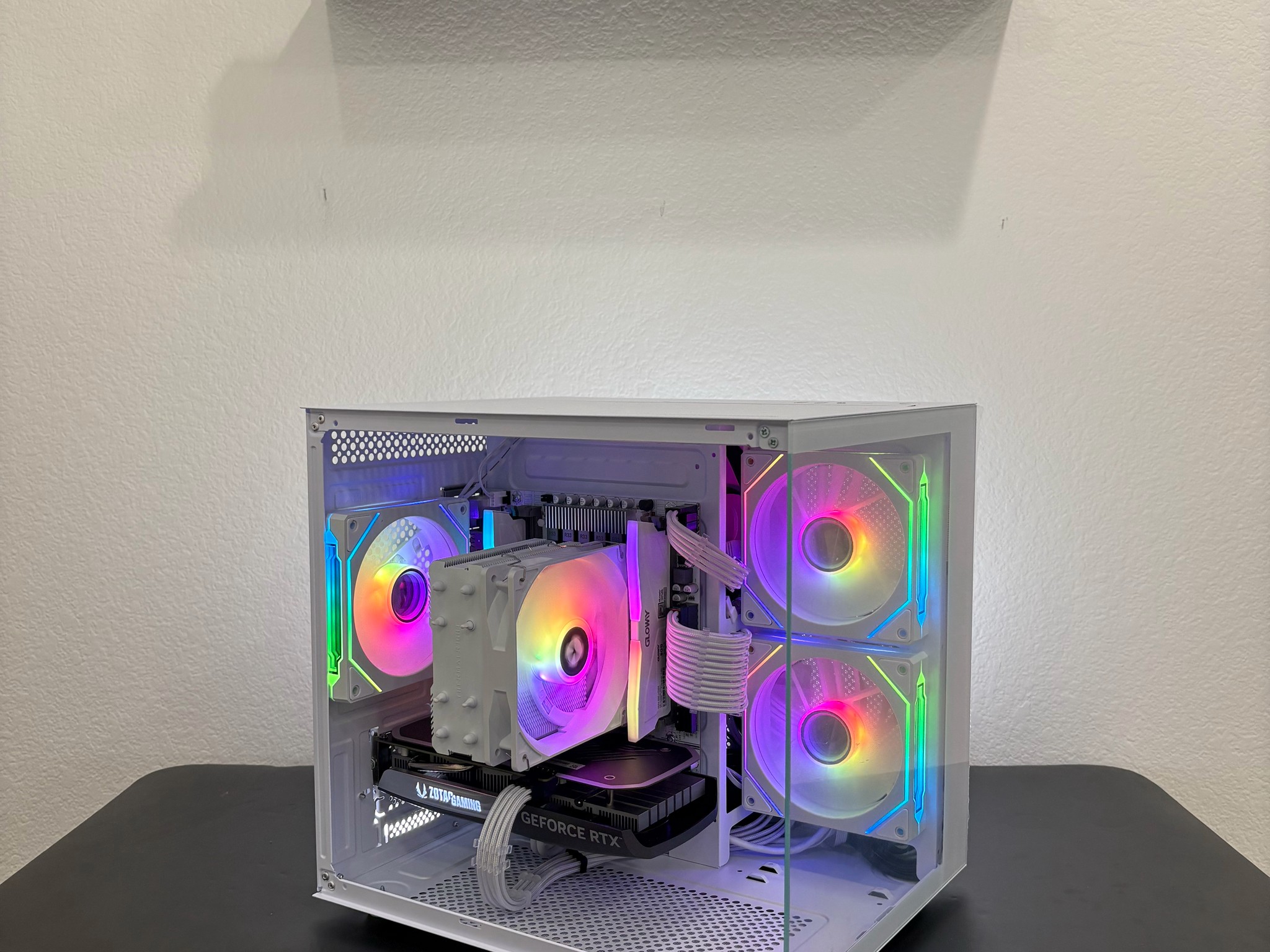 | Gaming PC | RTX 4060 | Intel Xeon E5-1650 V3 | 16 GB 3200 Mhz | 512GB Storage | ARGB |