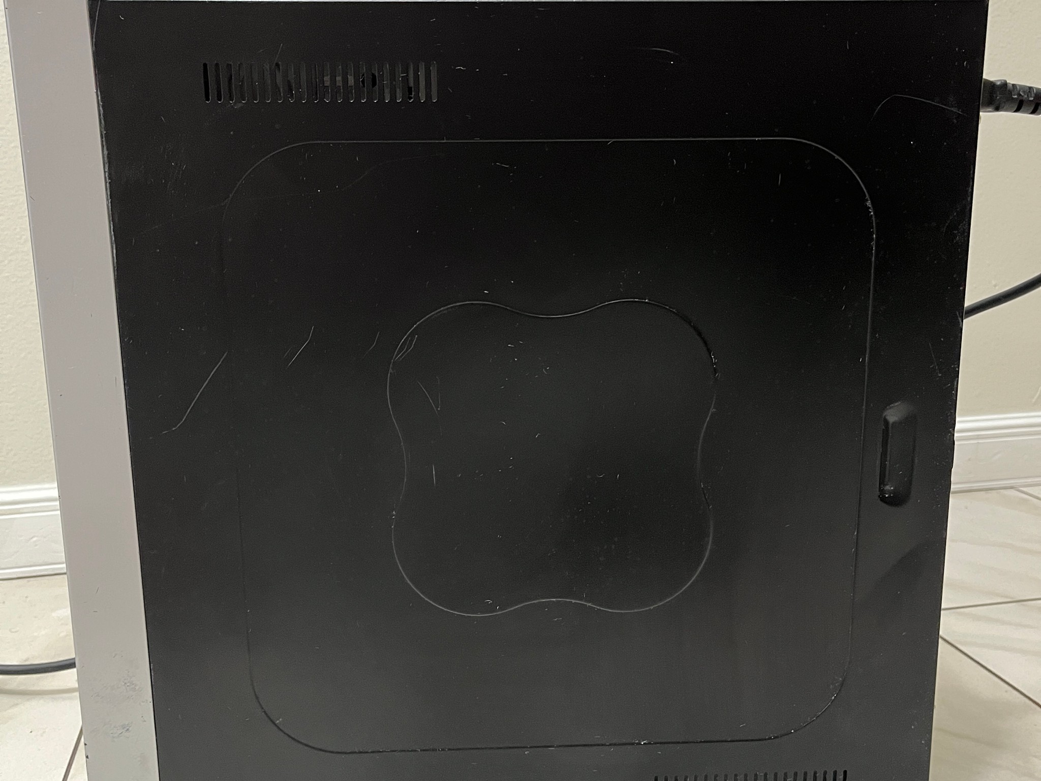 NVIDIA RTX 2060S,AMD Ryzen 5 3600,16GB RAM, 1.6TB Storage,Gaming PC w/ Wi-Fi & BT(Minor Case Damage)