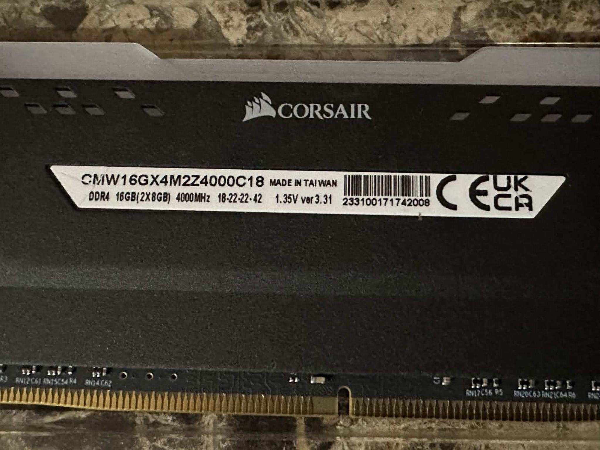 Corsair Vengeance RGB Pro 16GB (2x8GB) DDR4 4000MHz – Tested Working