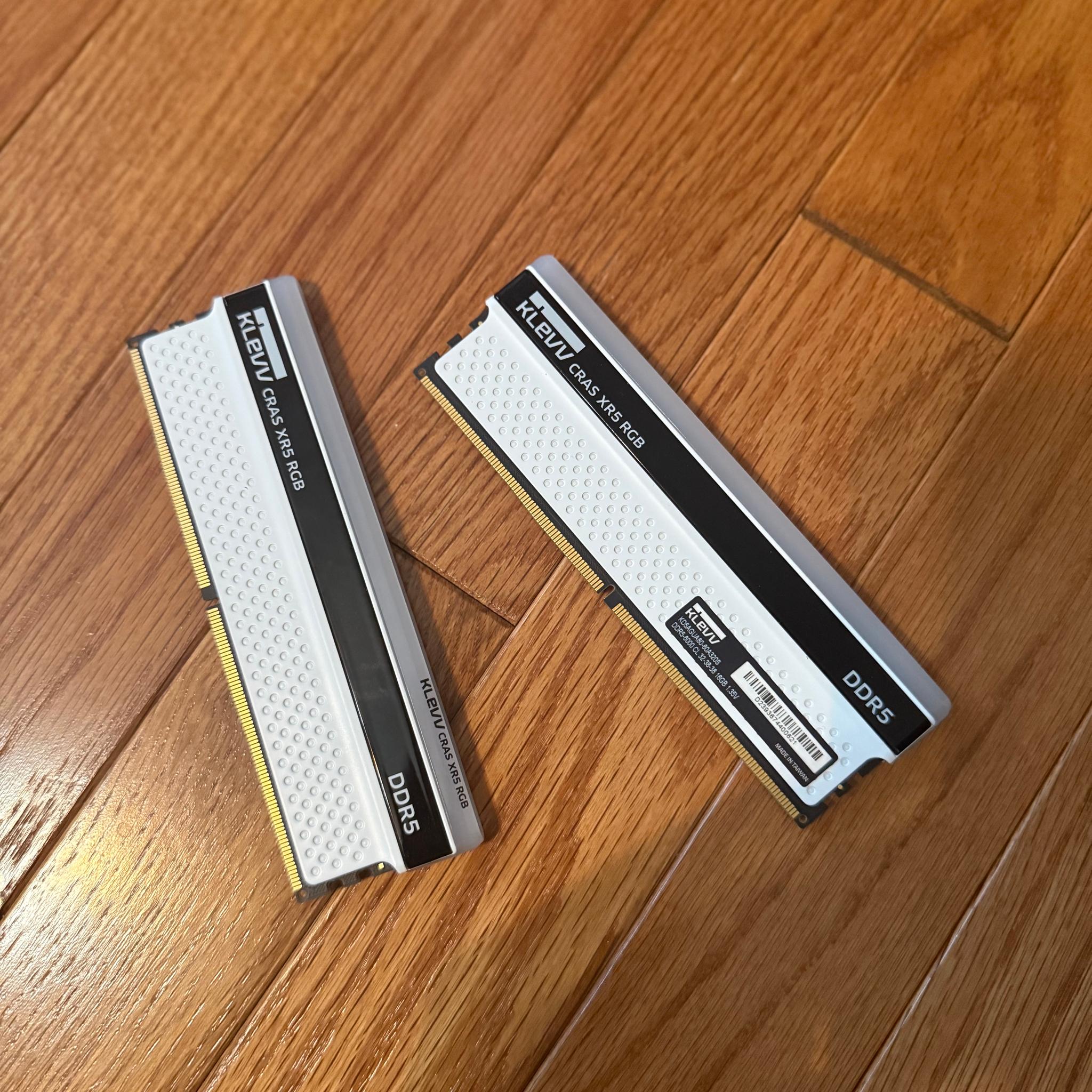 KLEVV CRAS XR5 RGB DDR5-6000 CL32 (32GB/2X16GB)
