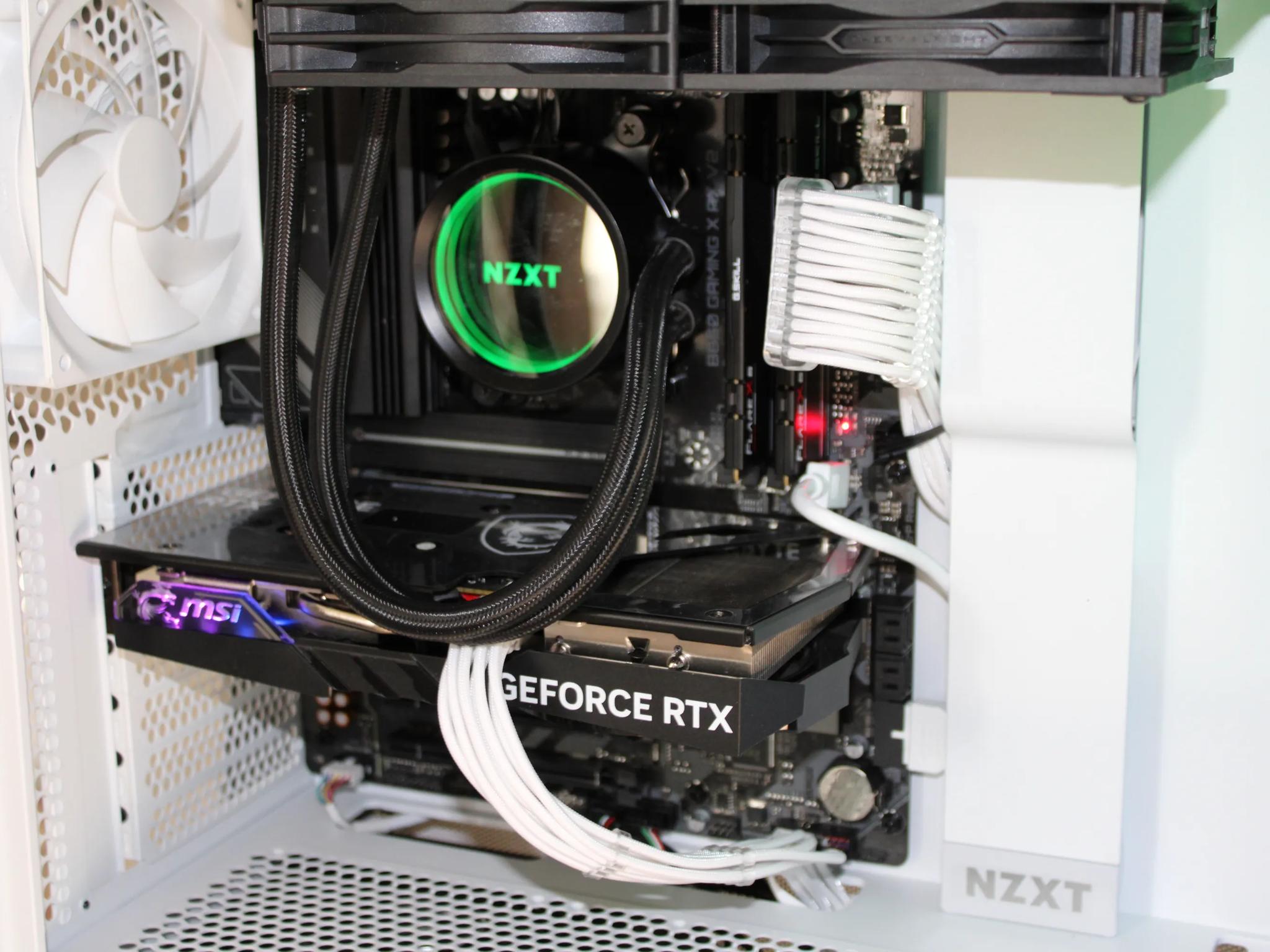 Super Smooth NZXT AM5 | Ryzen 7 7700X | GeForce RTX 4060 | 32GB G.Skill DDR5 | 2TB PNY M....
