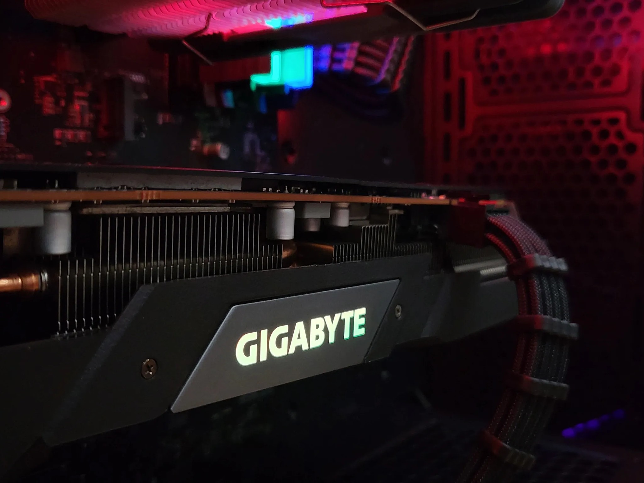 "Black Panther" Ryzen 5 RX 5700, Rog Strix Gaming/Streaming PC