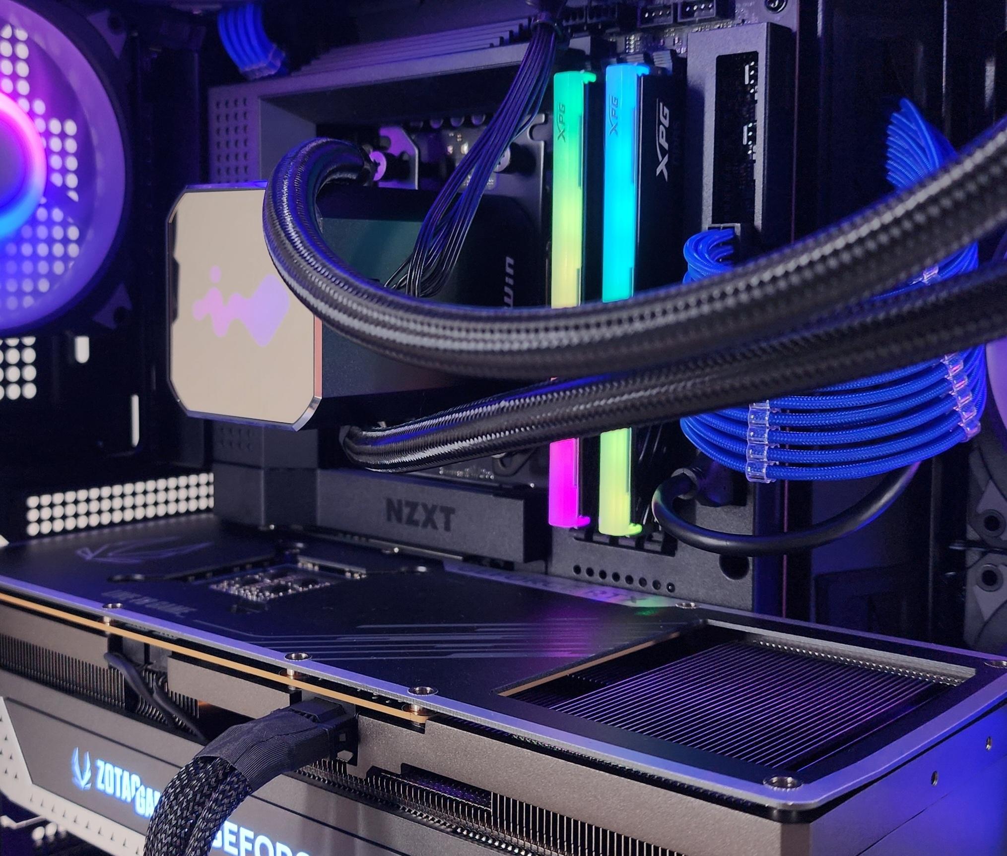 Gaming PC Ryzen 7 9700X 32GB RAM 2TB SSD RTX 4070 Ti SUPER 16GB Win11 Computer