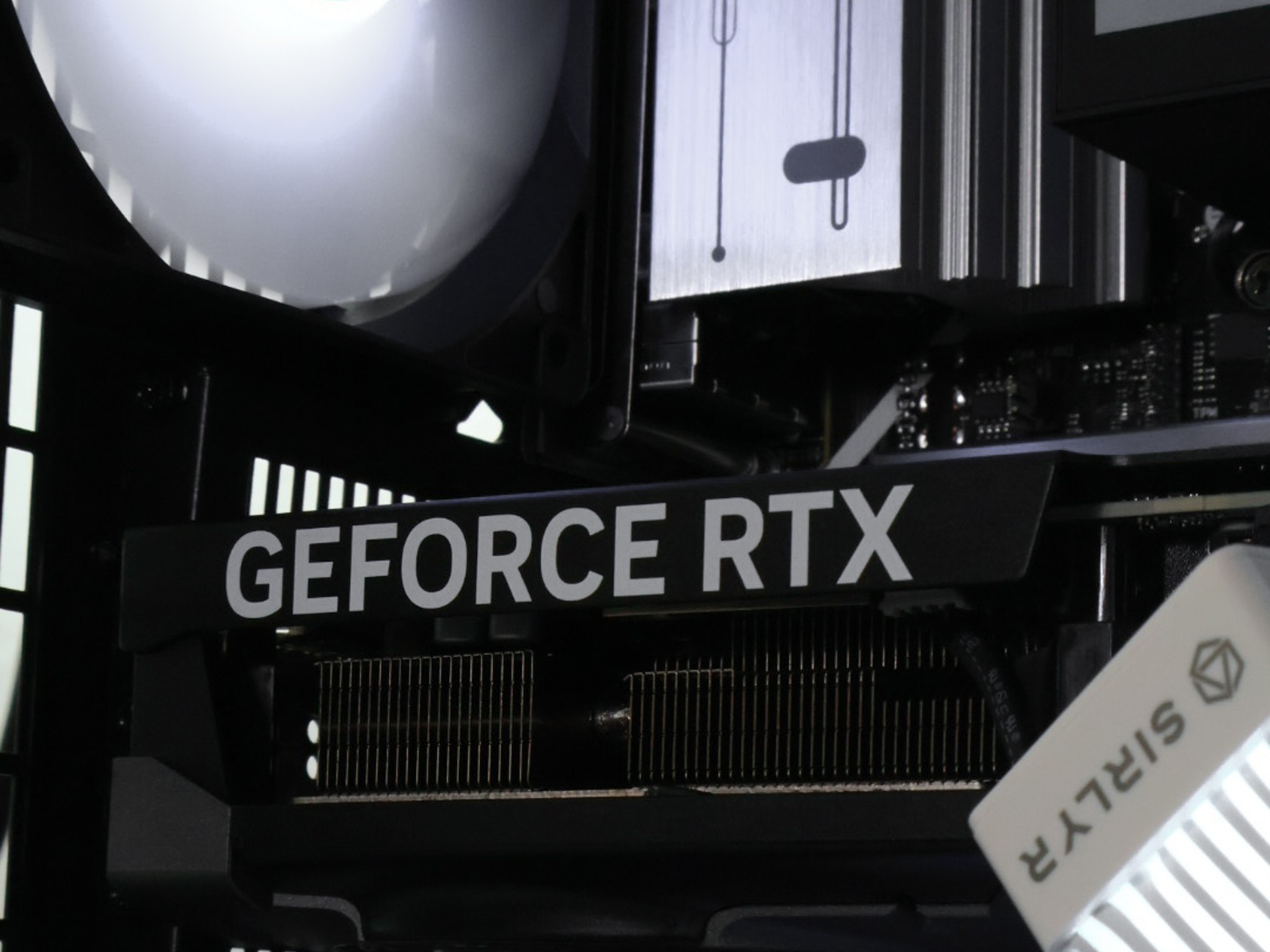 🐼Astral Panda | RTX 5070ti Ryzen 7 7800x3d 🐼