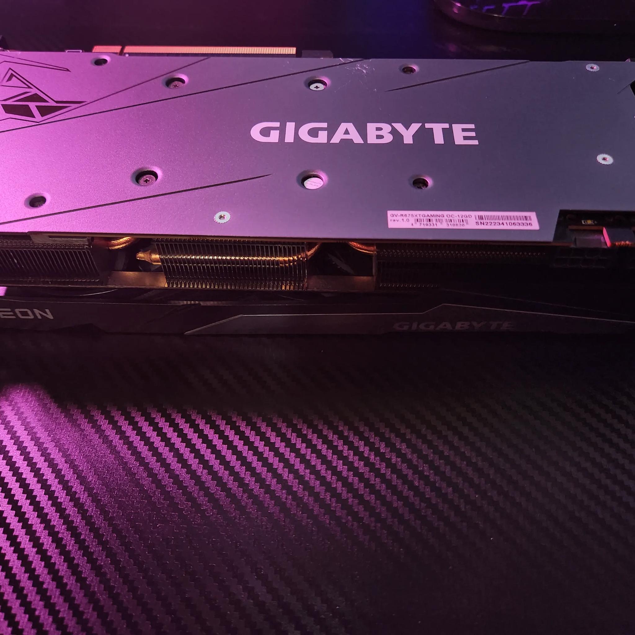 RX 6750 XT II Gigabyte Gaming OC (Original box included)