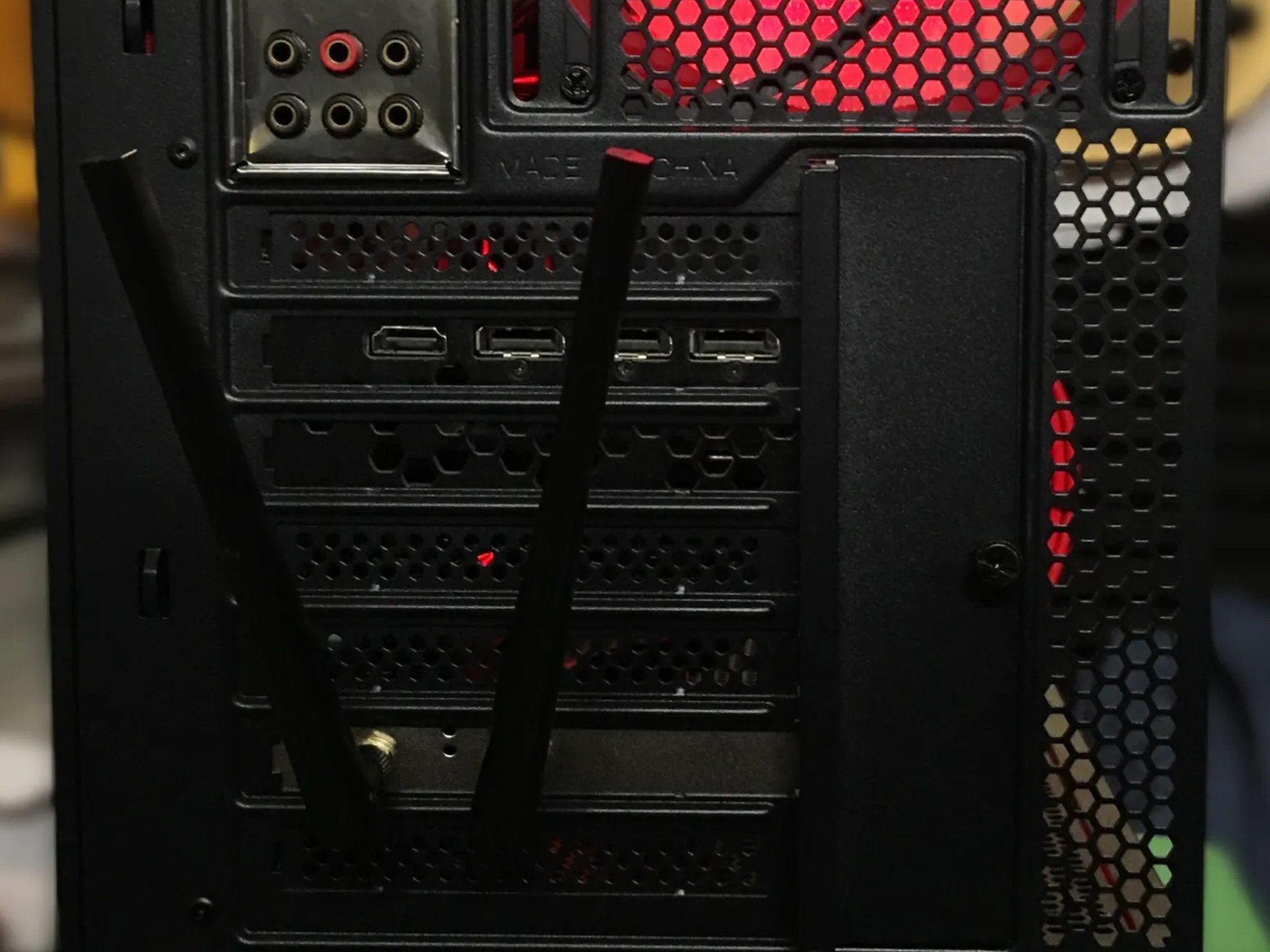 ⚫ 1440p Gaming🔴 🎮 | RTX 3070 TI | Ryzen 5 5600X | 32GB Ram | 1 TB SSD | Wi-Fi/Bluetooth