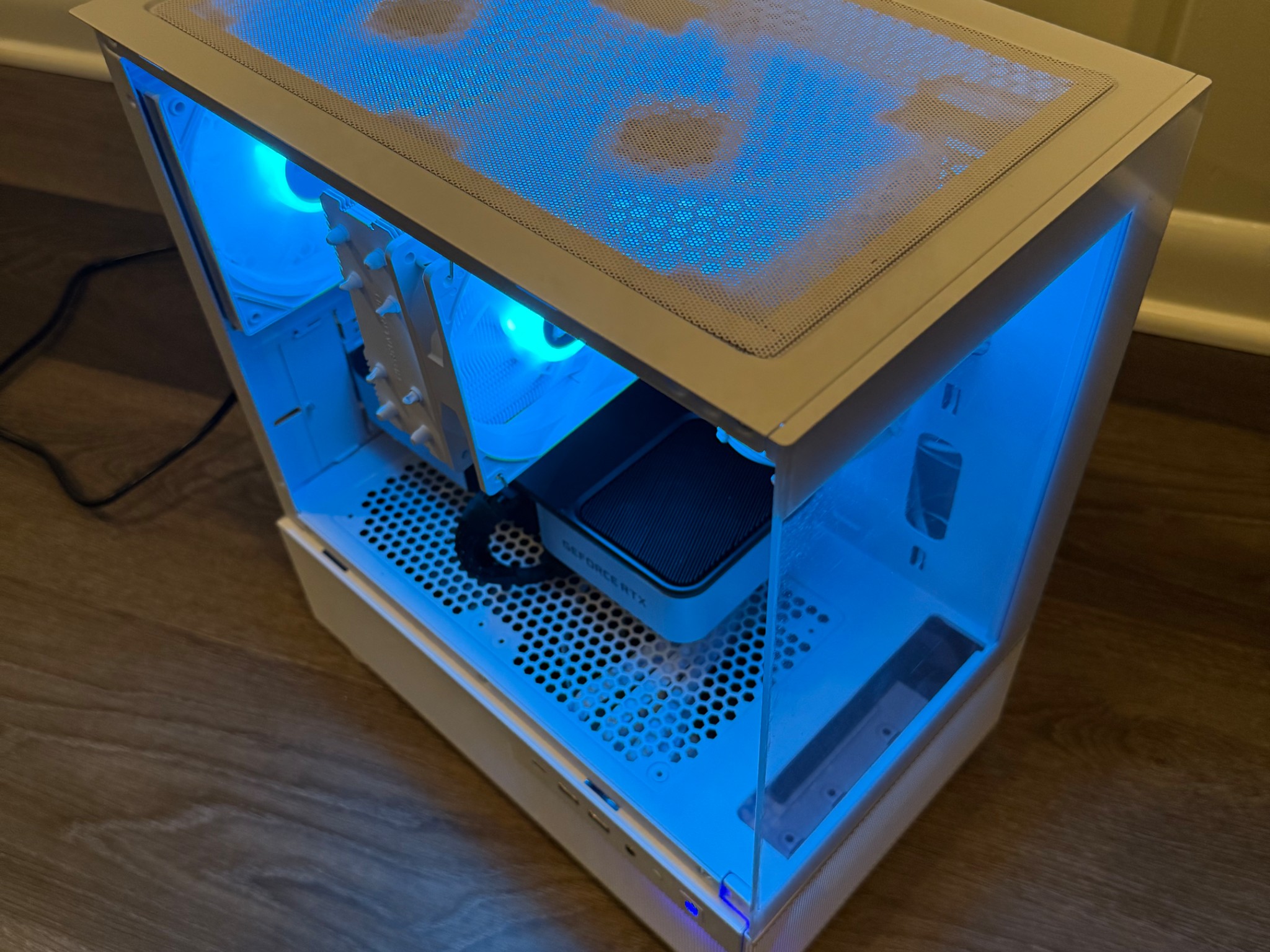 RTX 3060 Ti, Ryzen 5 5600X Gaming PC