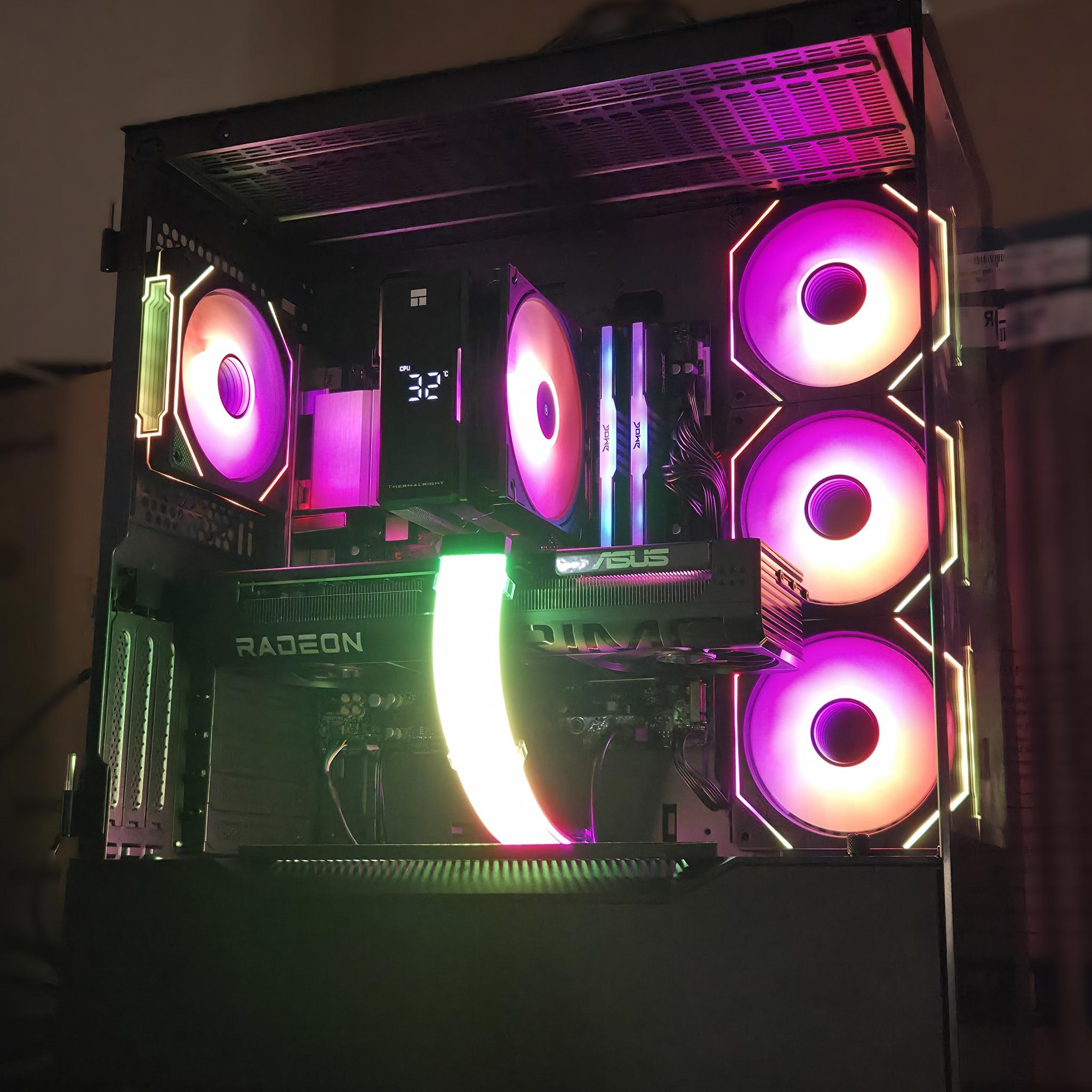 Magmadar!🔥– Ryzen 7 5800XT • RX 9060 XT • 32GB DDR4 • 1TB Gen4 NVMe • Temp Display