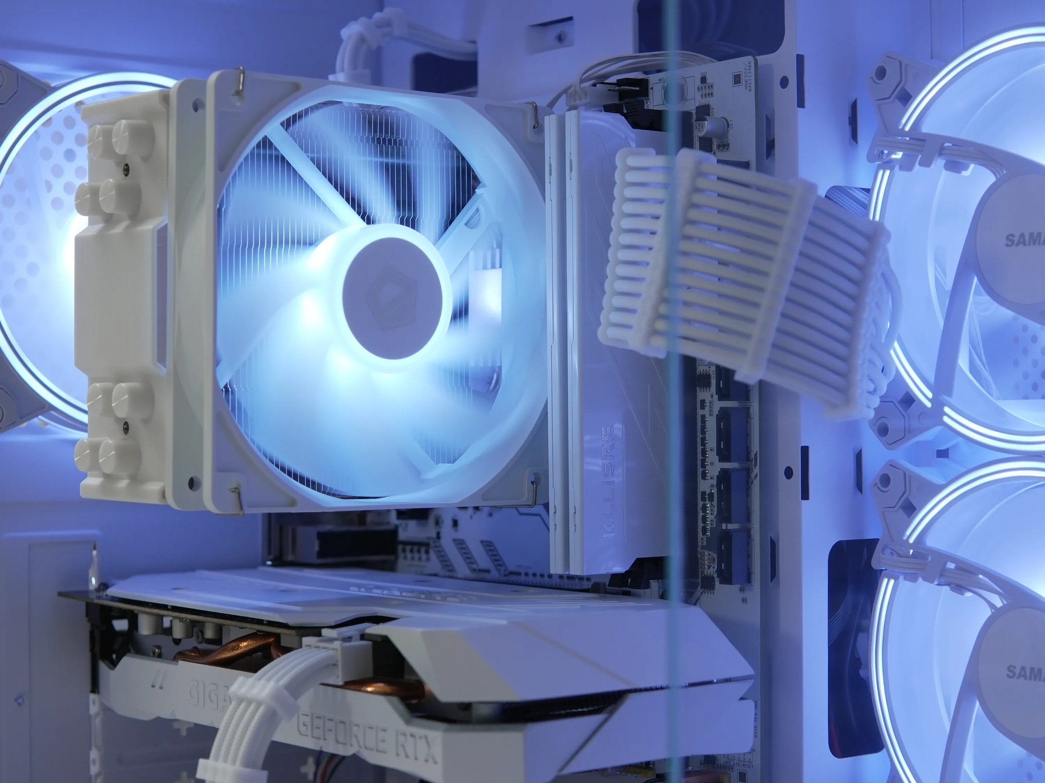 Awesome Gaming PC! (RTX 2060 | RYZEN 5 | 32GB RAM | WIFI)