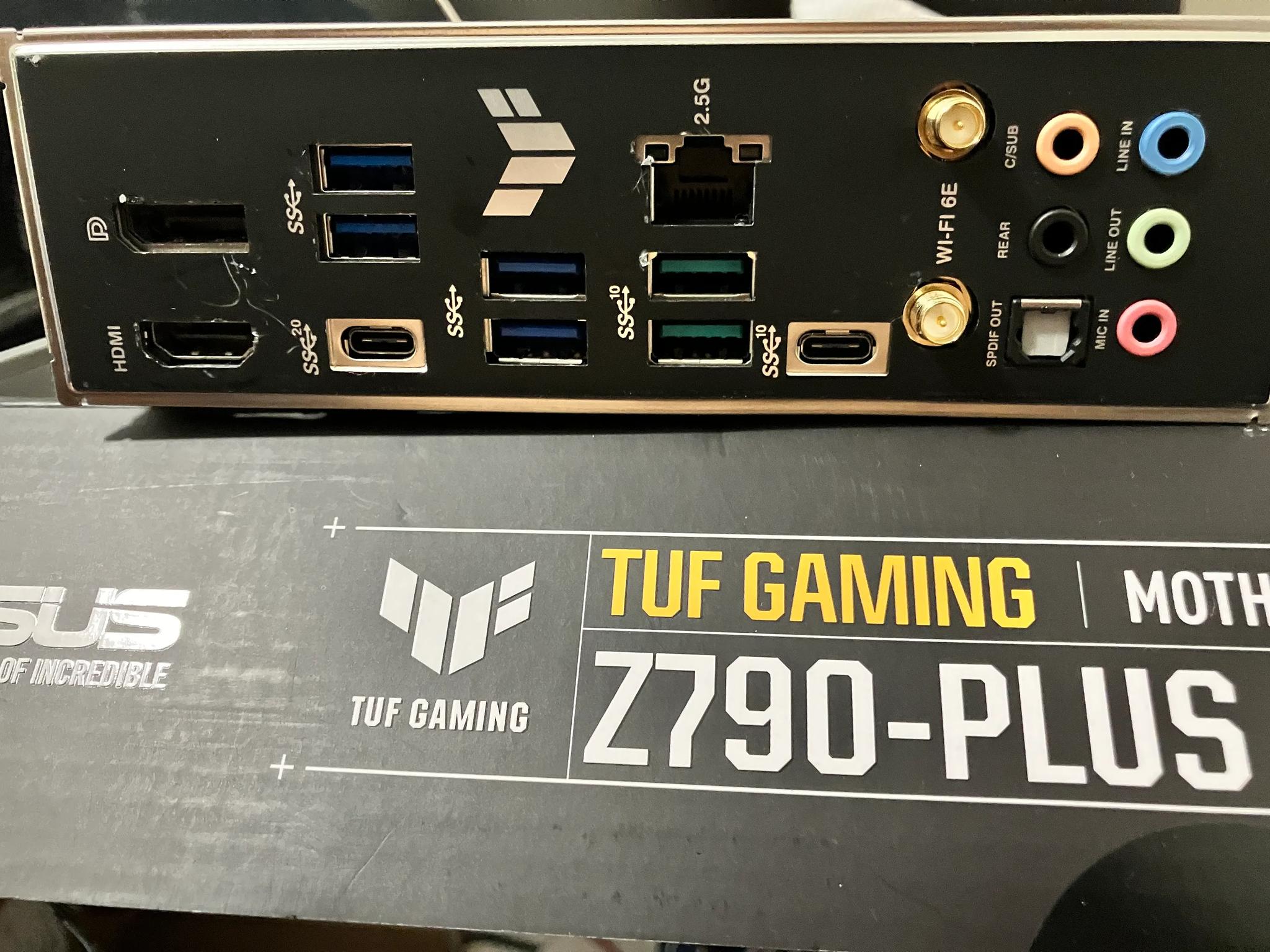 ASUS TUF Gaming Z790-Plus WiFi + CPU Contact Frame