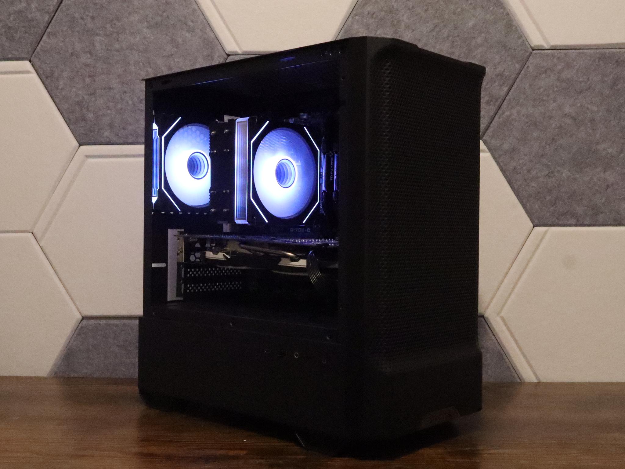 Gaming PC | RX 580 8gb | i7 7700 | 16gb DDR4 Ram | 850 gb storage | windows 11 & wifi
