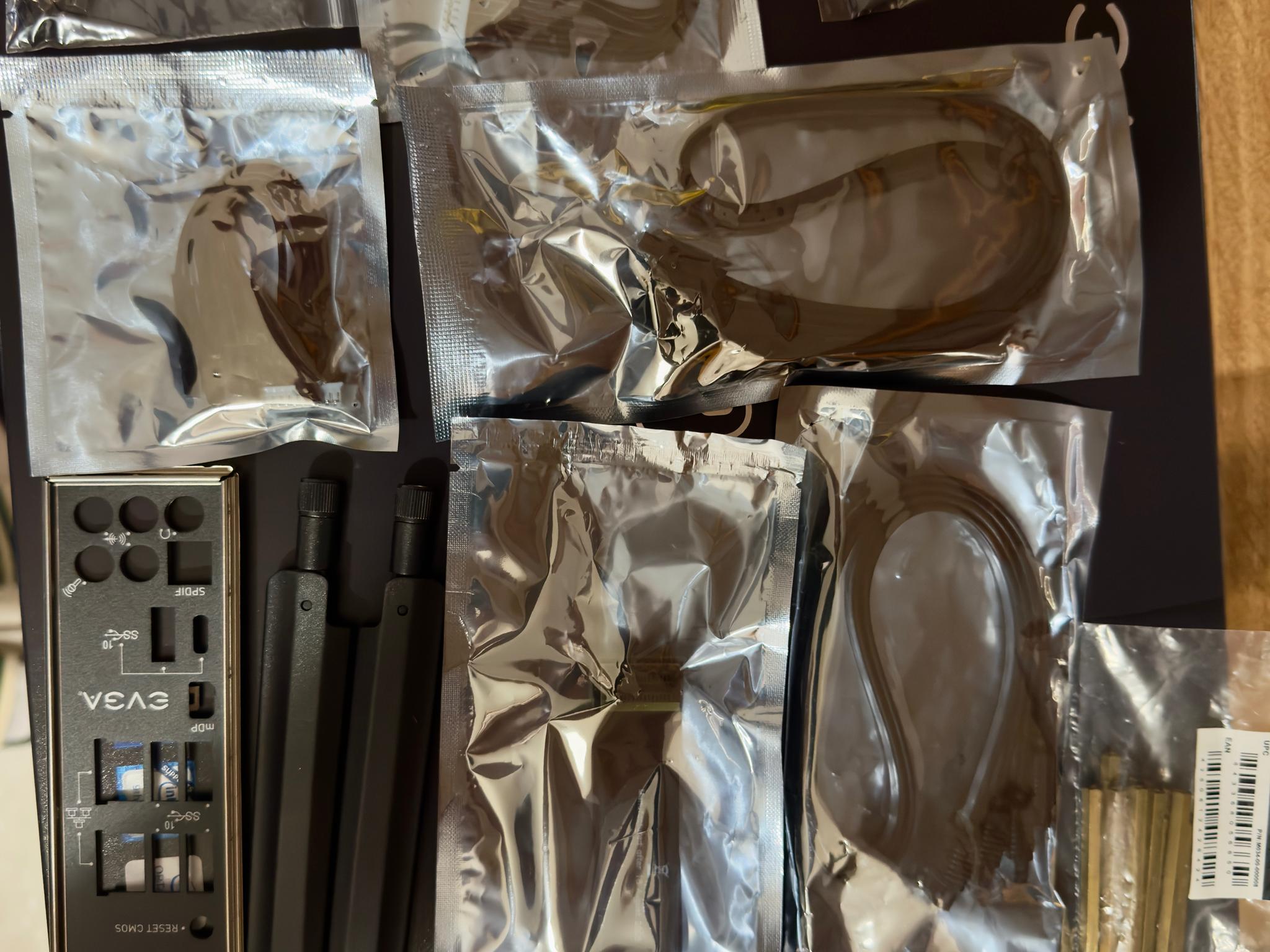 EVGA z390 dark with intel 9700k and G.skill tridentZ 16gb (2x8gb) 3200 CL14 ram