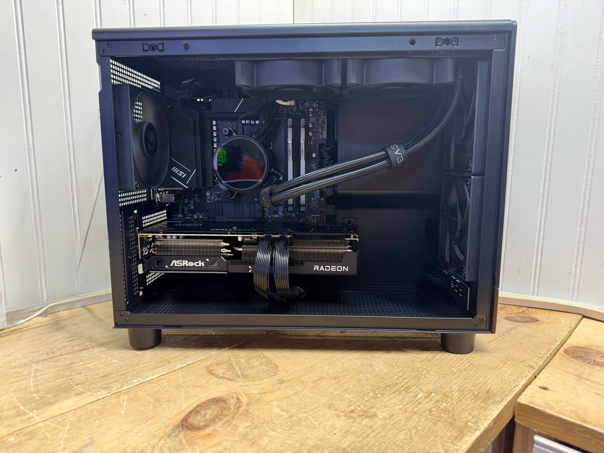 BLACK THUNDER V2 9070XT/ 7700/5TB storage/32G DDR5/850W B+ PSU/B650 shipping included for lower 48