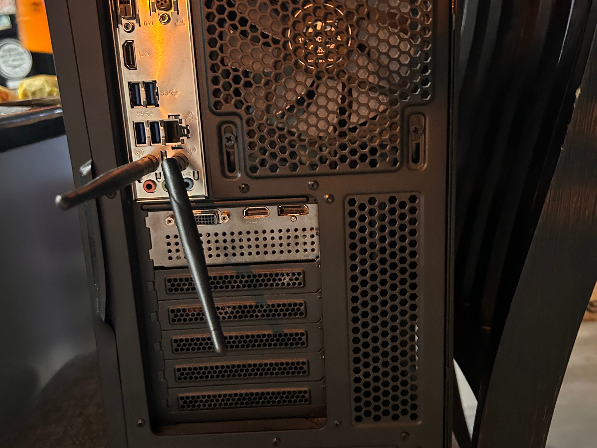 BUDGET NVIDIA GEFORCE GTX 1660 Super PC!
