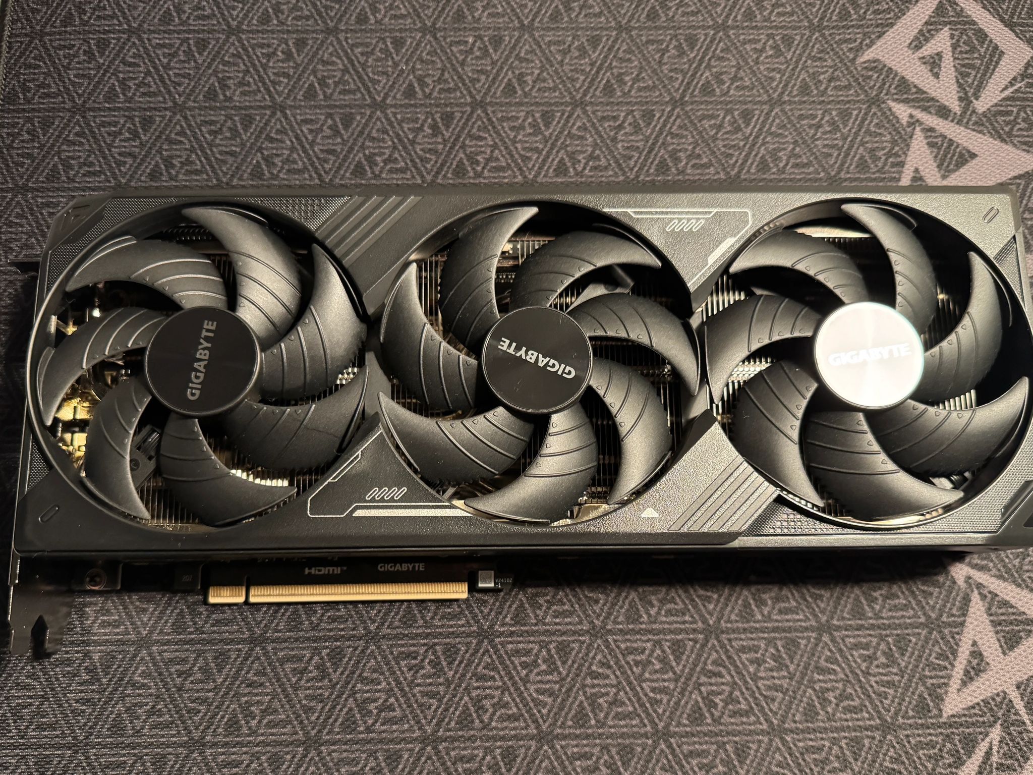 Gigabyte Windforce SFF RTX 5070Ti