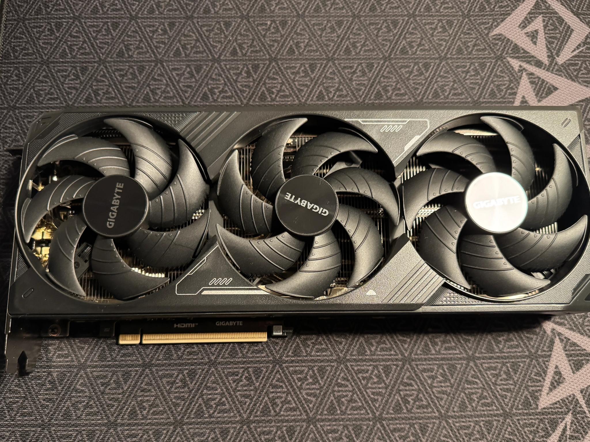 Gigabyte Windforce SFF RTX 5070Ti