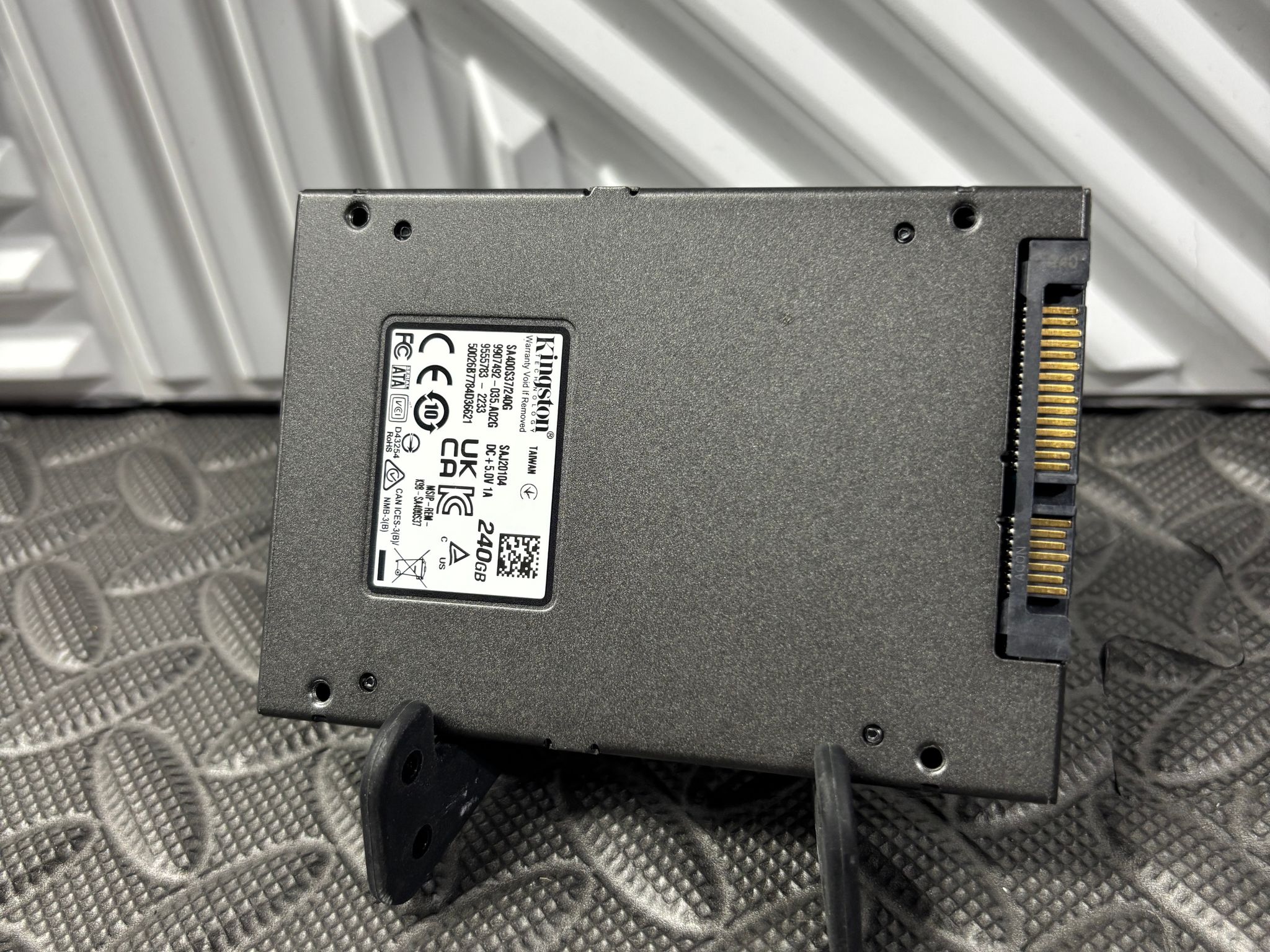 Kingston 240GB SATA SSD | 2.5" SSD | CrystalDiskInfo GOOD | Tested