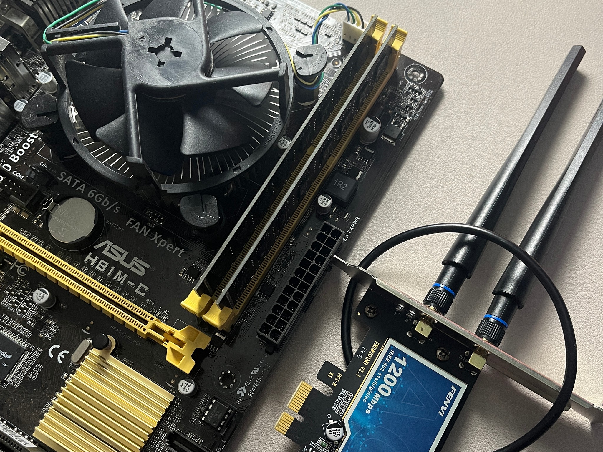 Combo! CPU RAM Motherboard & WiFi Card Intel i5 16GB RAM