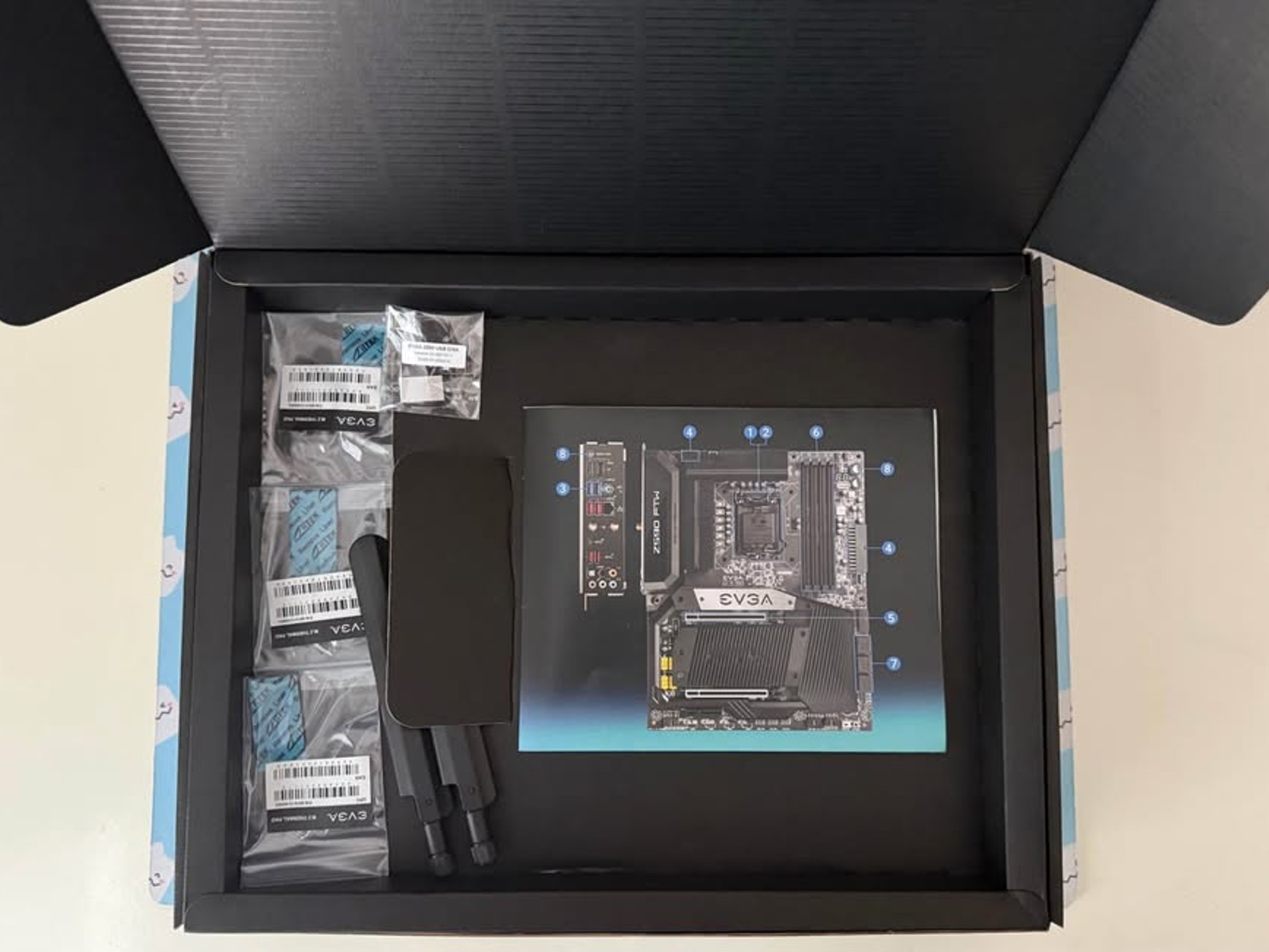 EVGA Z590 FTW Motherboard | Intel i7 11700k CPU | Corsair DDR4 32GB RAM | PA120 Air Cooler