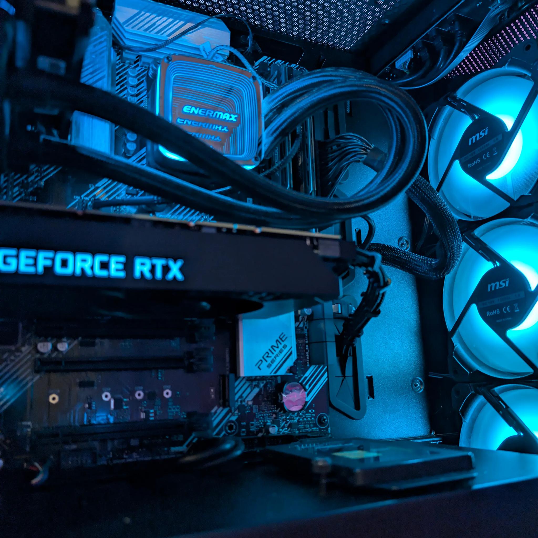 Ryzen 5 4500, RTX 3060 GAMING AND STREAMING PC!