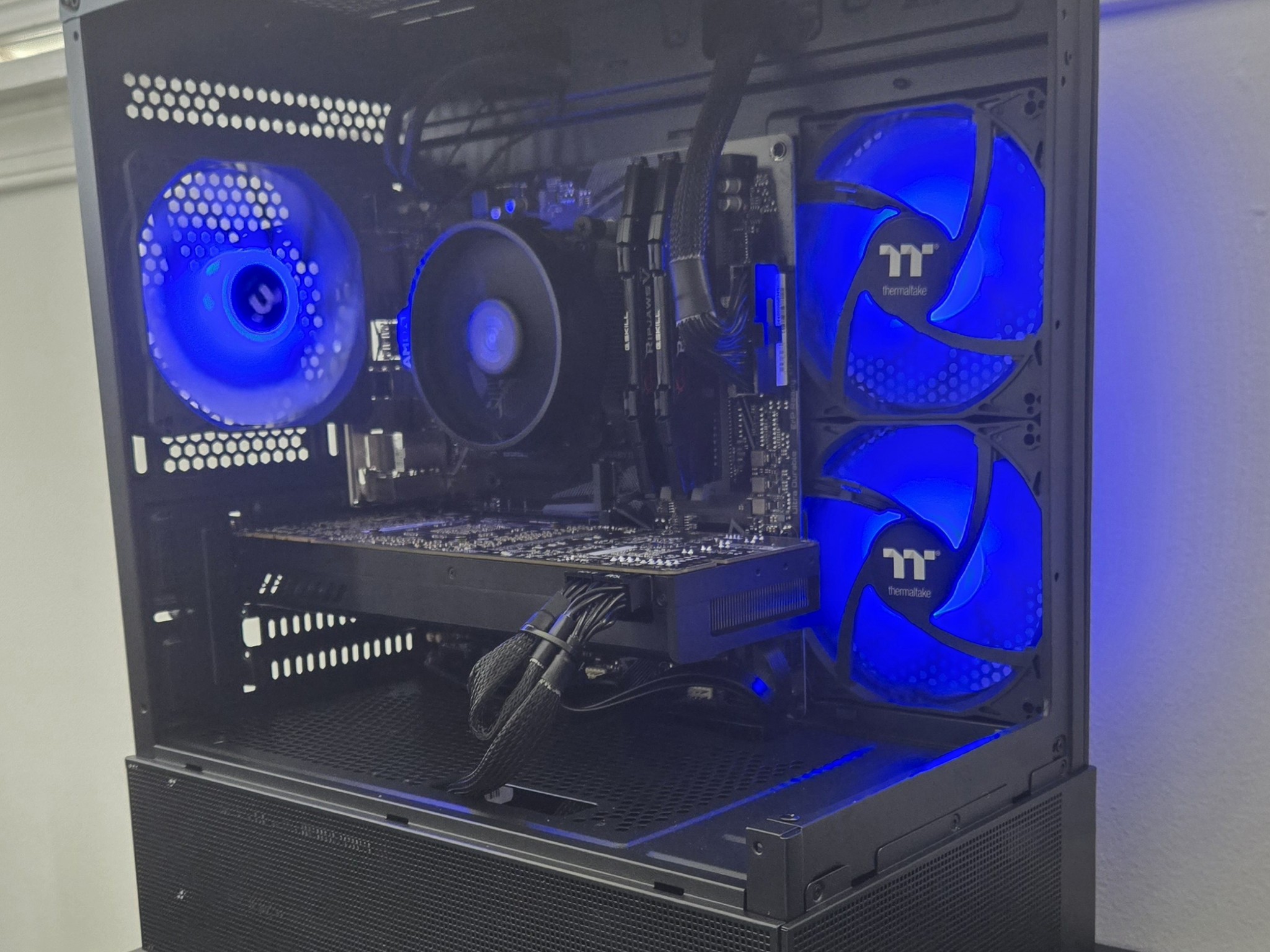 🌌 NEBULA 💫 | Ryzen 5 5500 | GTX 1080 Ti | 16GB DDR4 | NVMe SSD 🔥