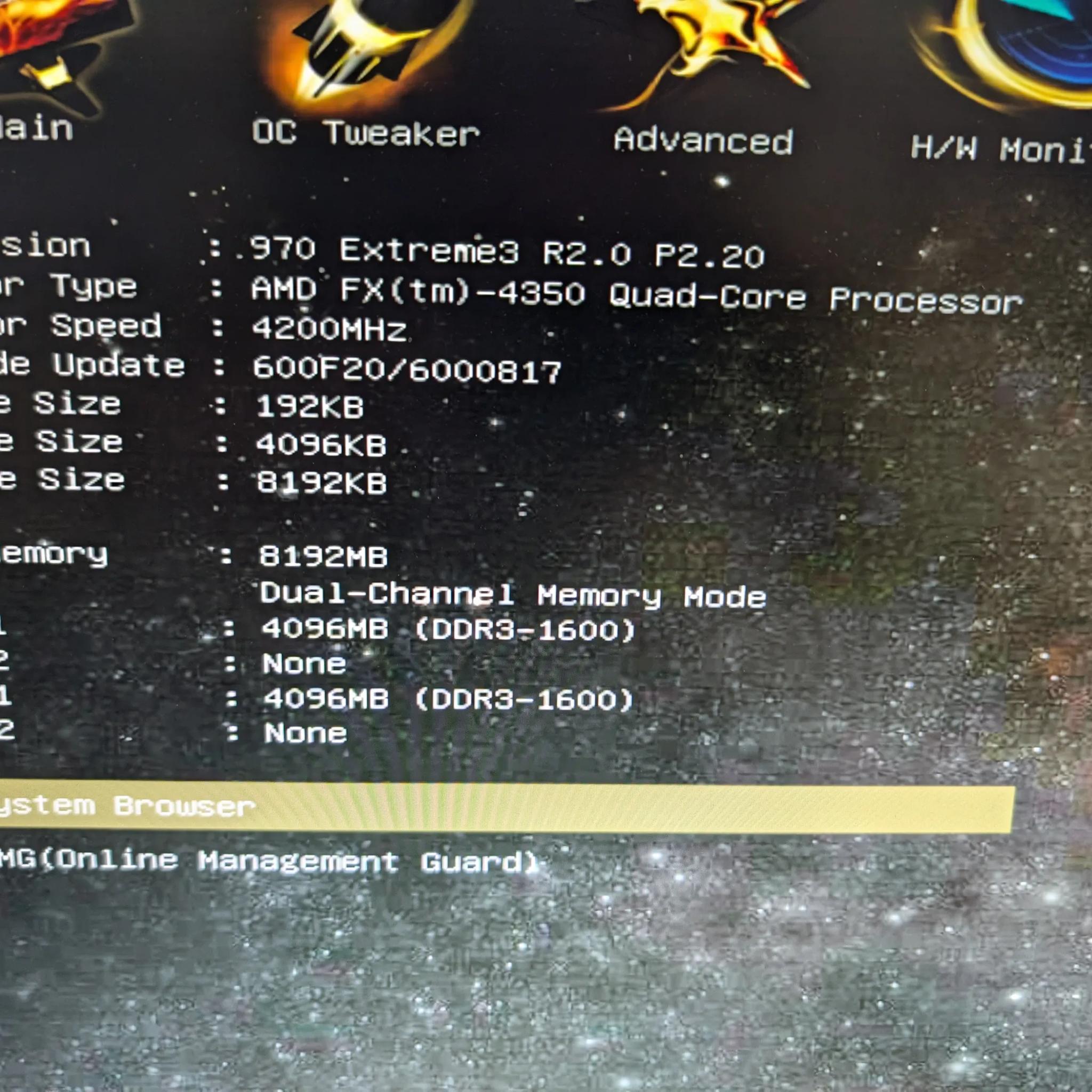 AMD FX 4350 / AsRock 970 Extreme3 / 8GB DDR3