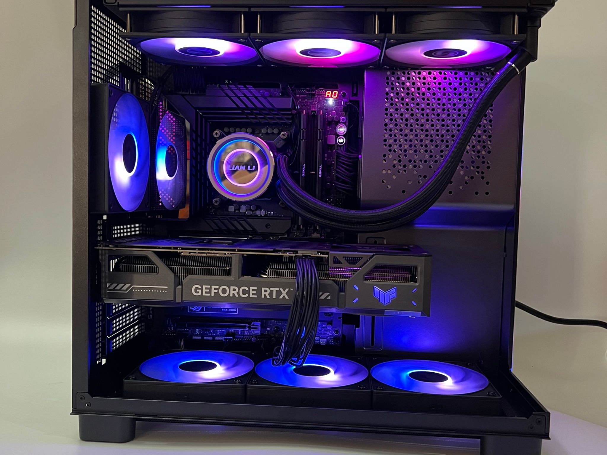 GeForce RTX 5070 Custom Gaming PC - Core i7-14700K 32gb DDR5