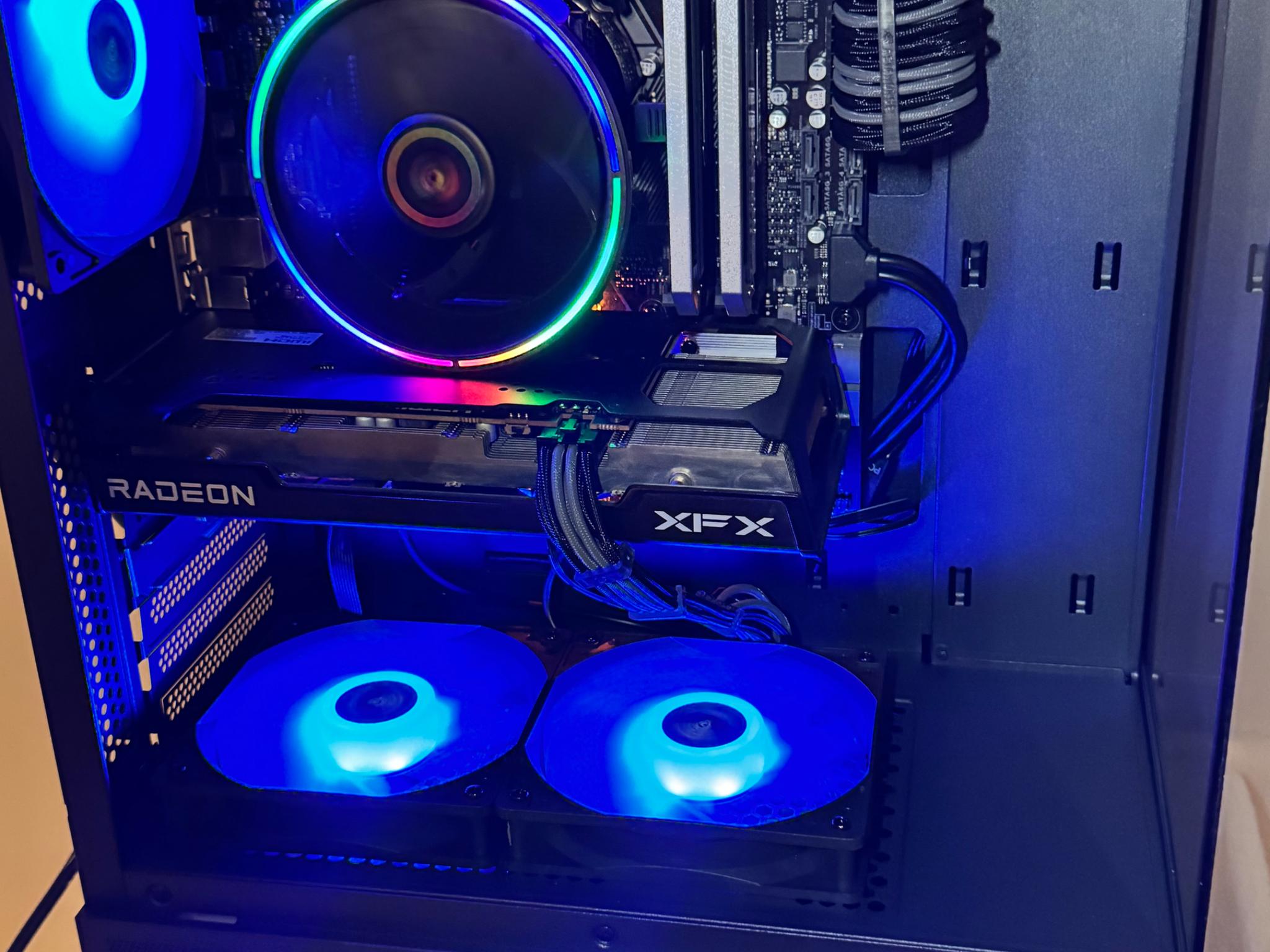 Great i7 32 GB RX 6600 Gaming System