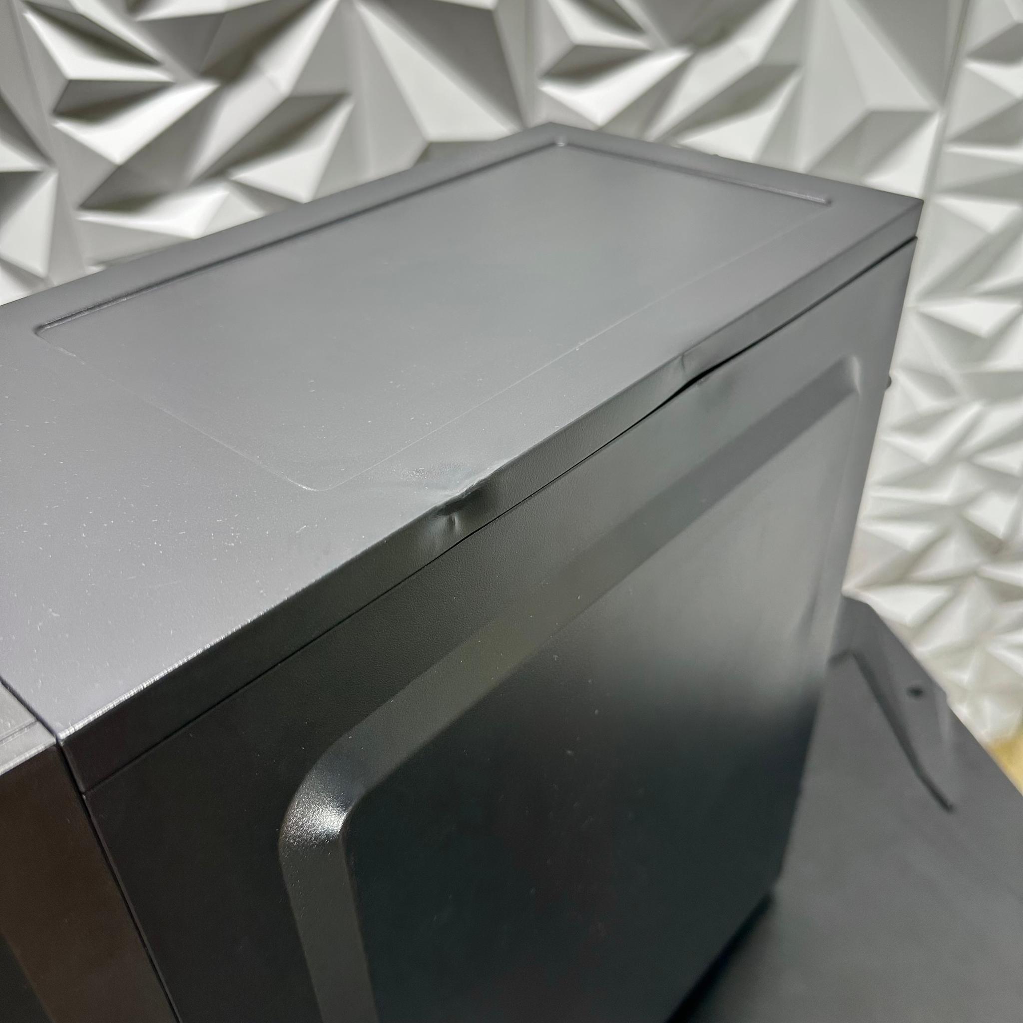 Rx 6600 XT / Ryzen 5 5500 / 16GB 3000MHz / 512GB SSD / Windows 11 Pro