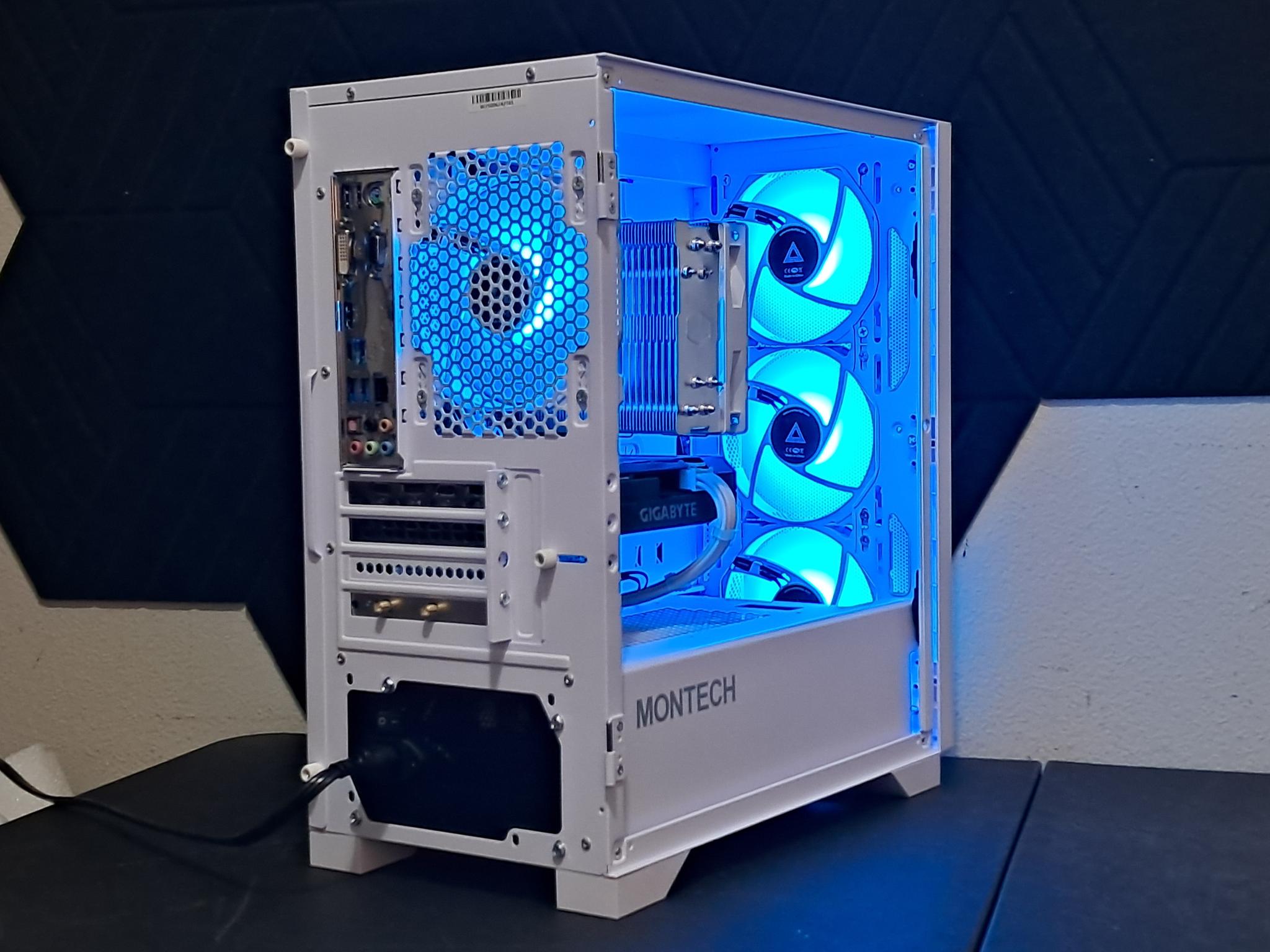 ❄️Frosty❄️RTX Gamer - RTX 3060 8GB | Core i7-7700K | 16GB DDR4 | 1TB SSD | WiFi!