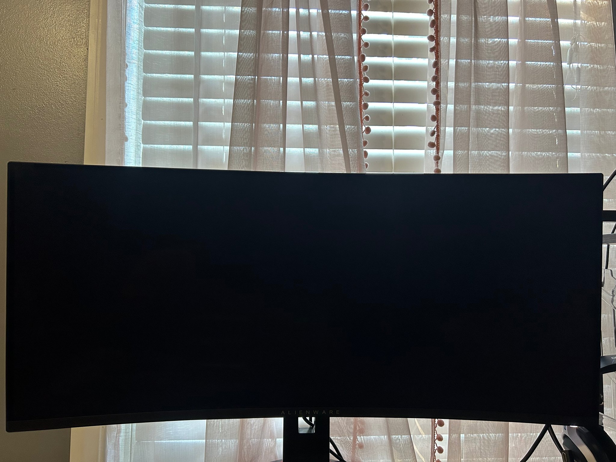 34 INCH curved Alienware OLED 1440p gaming monitor, AW3423DWF, NEW!!!!