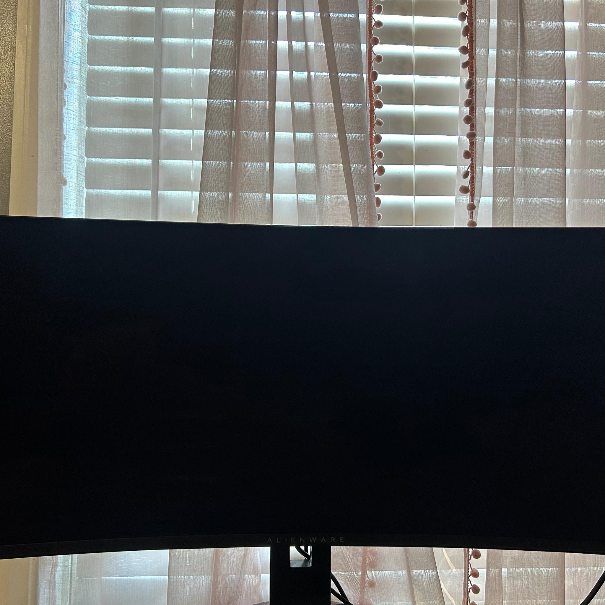 34 INCH curved Alienware OLED 1440p gaming monitor, AW3423DWF, NEW!!!!
