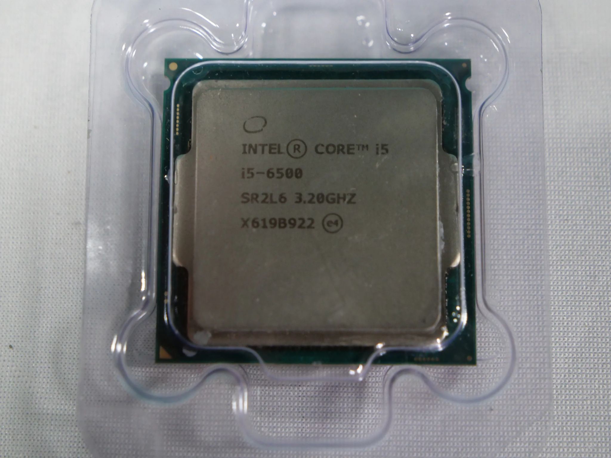 i5-6500 @ 3.2 ghz. Free Ship!