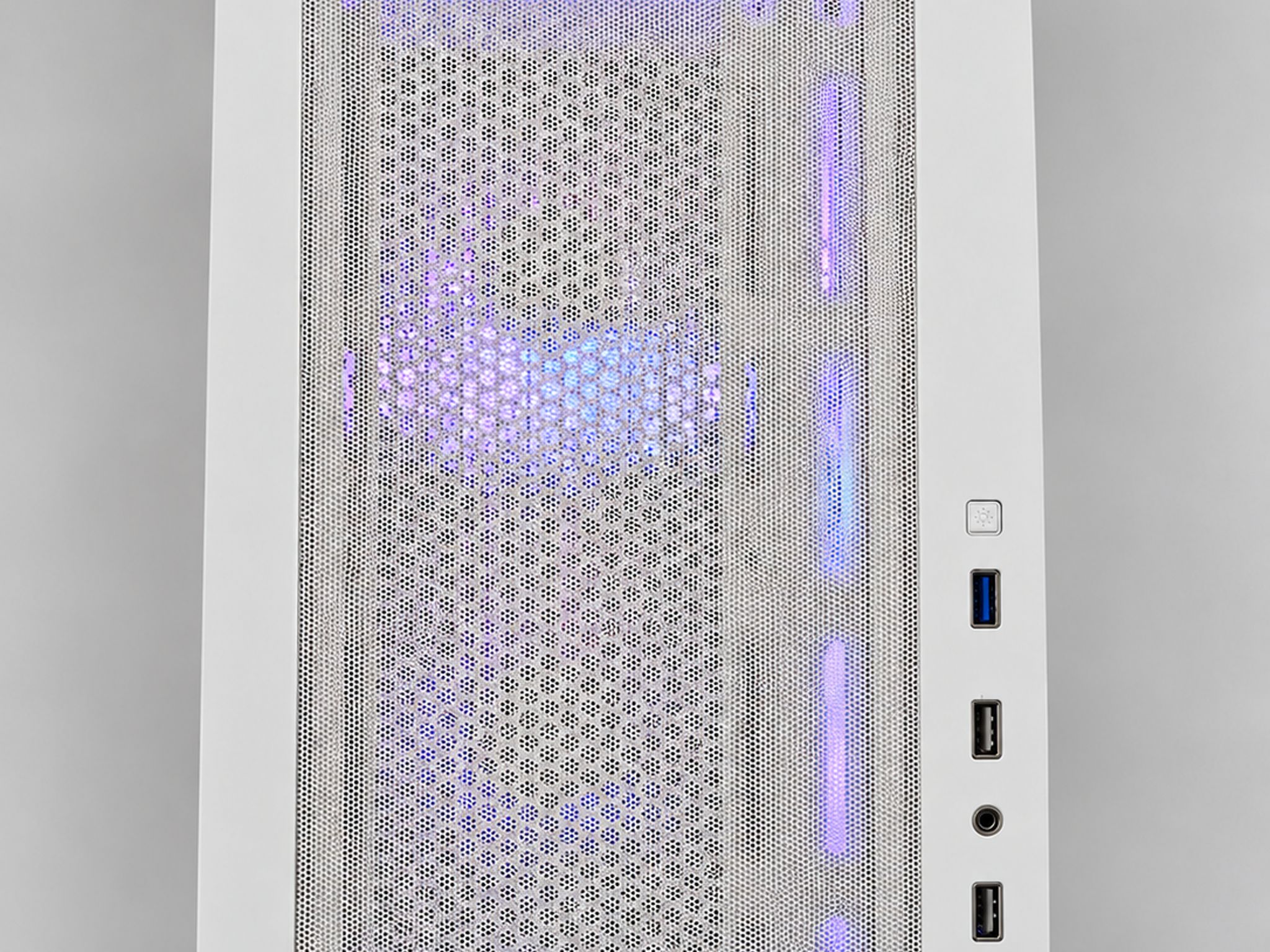 RTX 4060 Ti 8GB Gaming PC | Ryzen 5 5600X3D | 32GB DDR4-3600 | 1TB SSD | Frost Nova