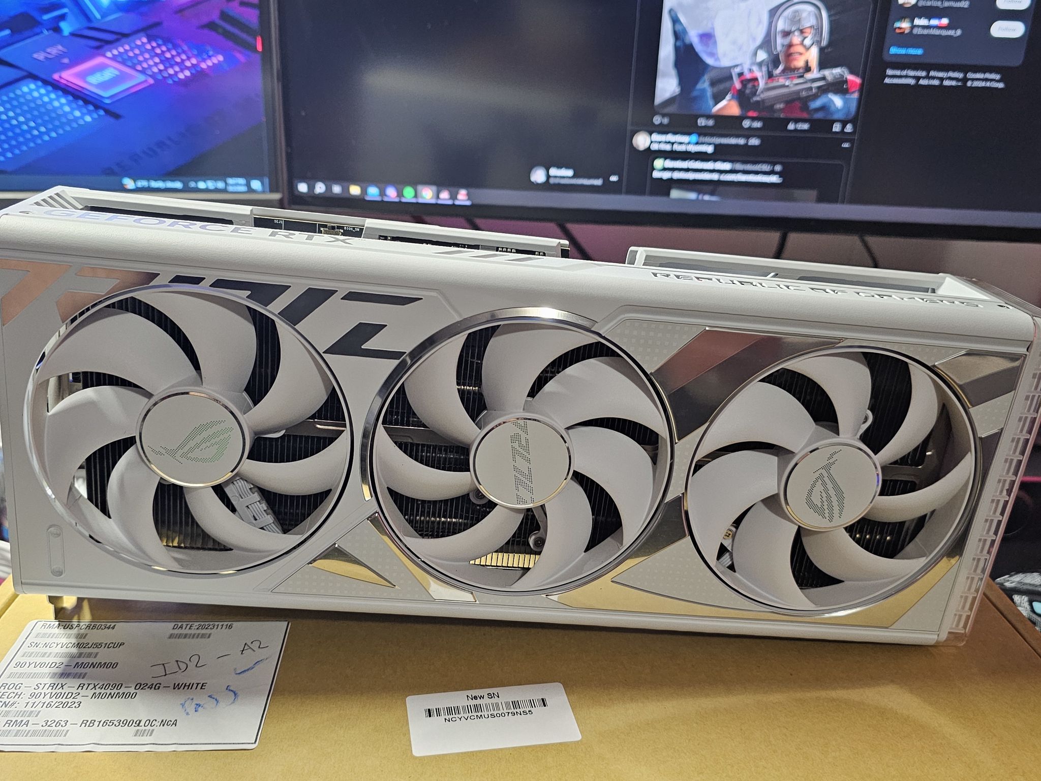 ROG Strix GeForce RTX 4090 24GB GDDR6X White OC Edition
