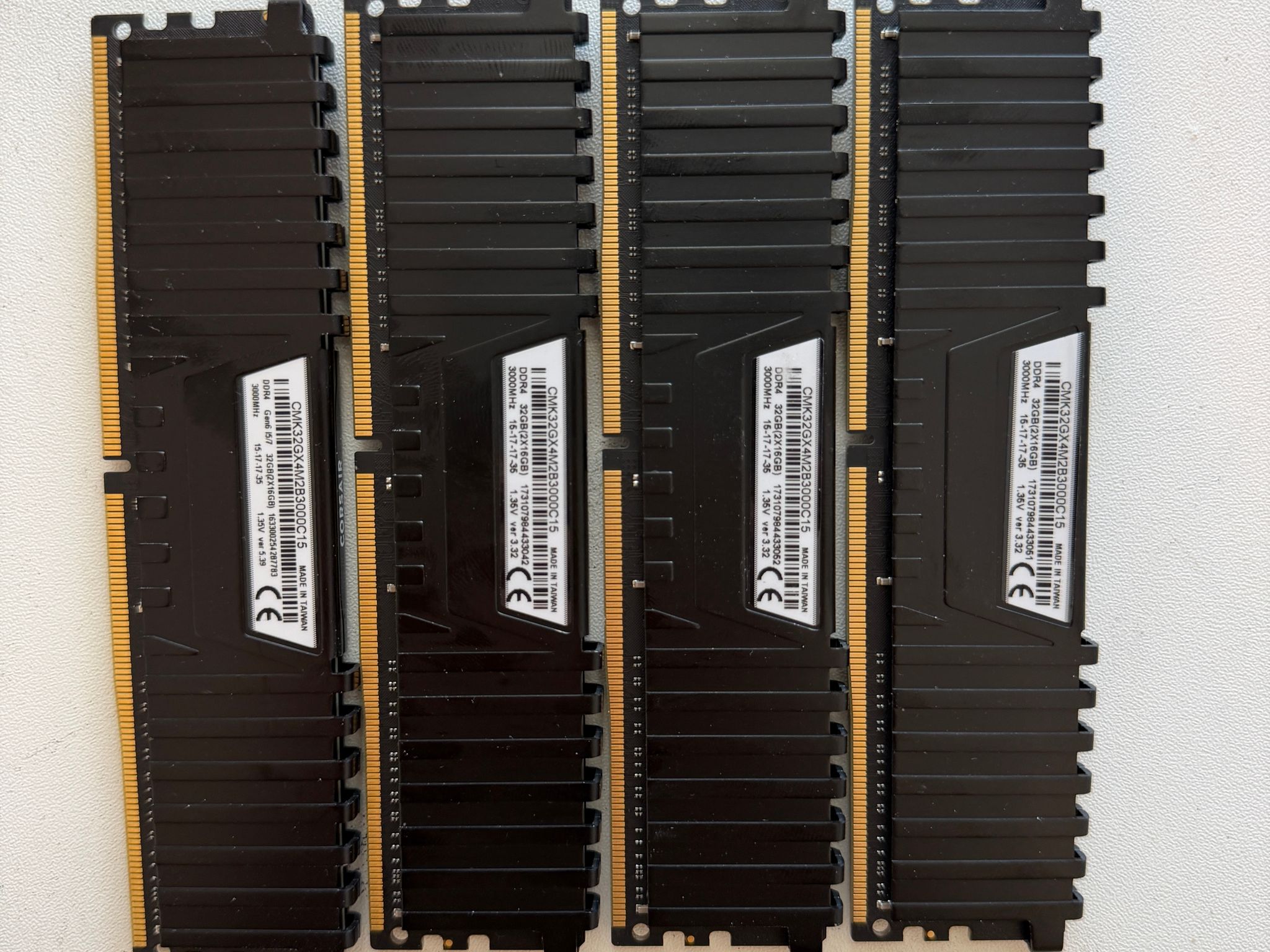 Corsair Vengeance LPX 64GB (4x16GB) DDR4 3000MHz CL15 RAM