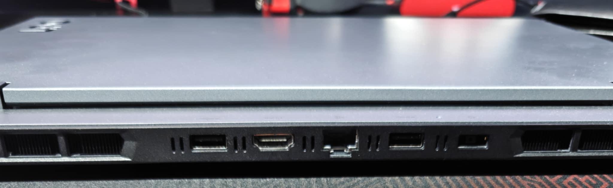 Gaming Laptop 15.6'' - Lenovo LOQ 15AHP9