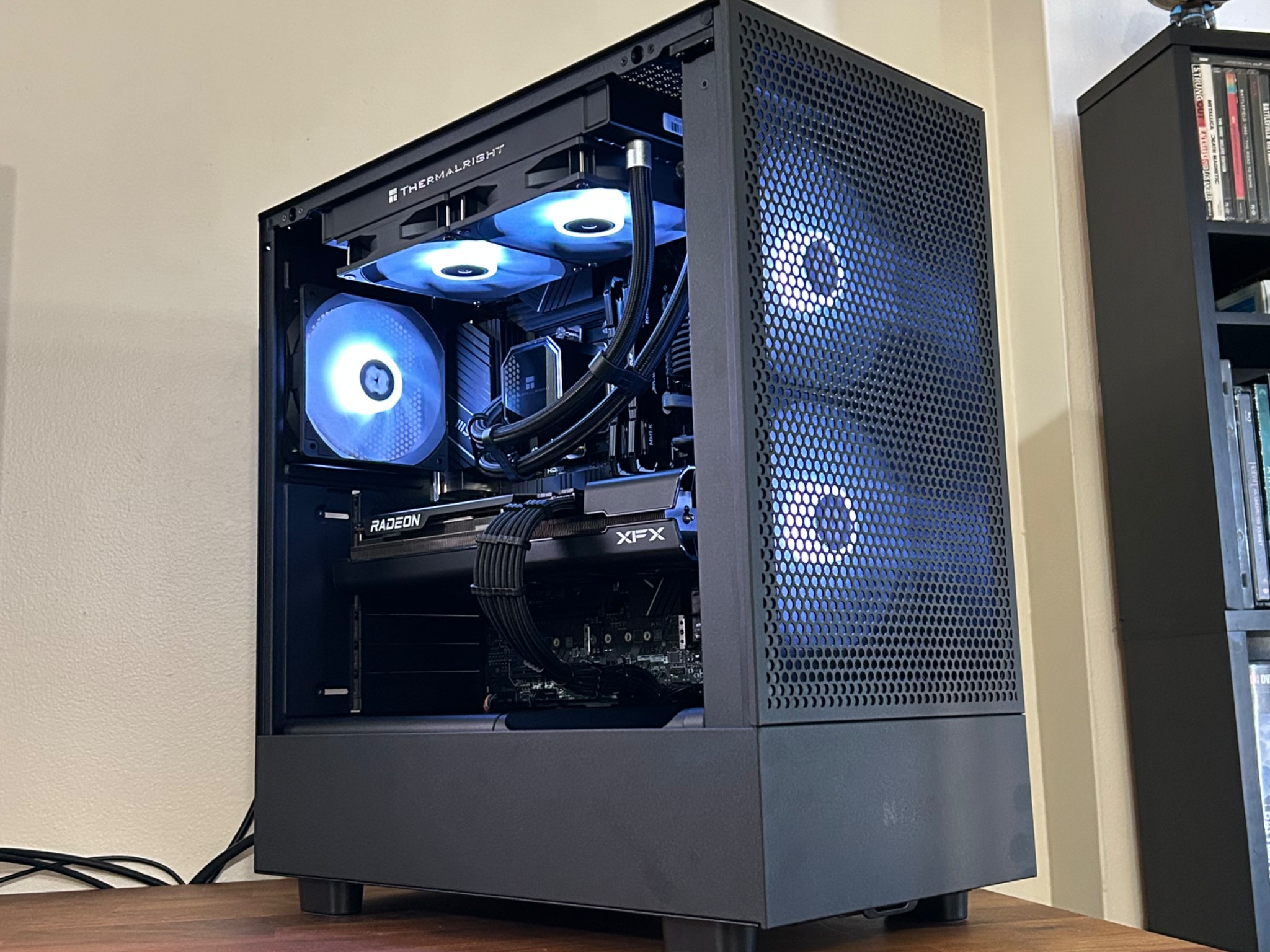 *HOLIDAY SALE* RX 7700XT | Intel i5 12600KF | 32GB DDR4 | 1TB SSD | The Operator RX