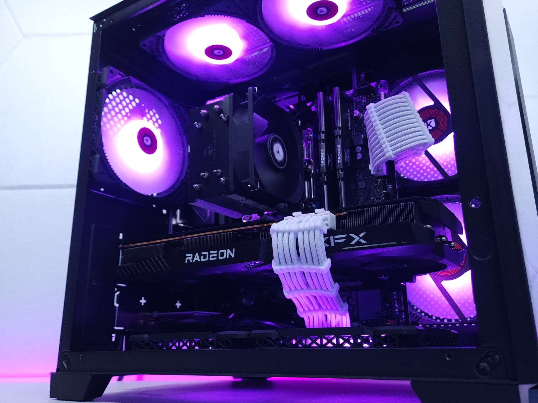 🖤💜RX 6700 | Core i5 12400F | 16GB 3200MHz | 1TB NVMe SSD