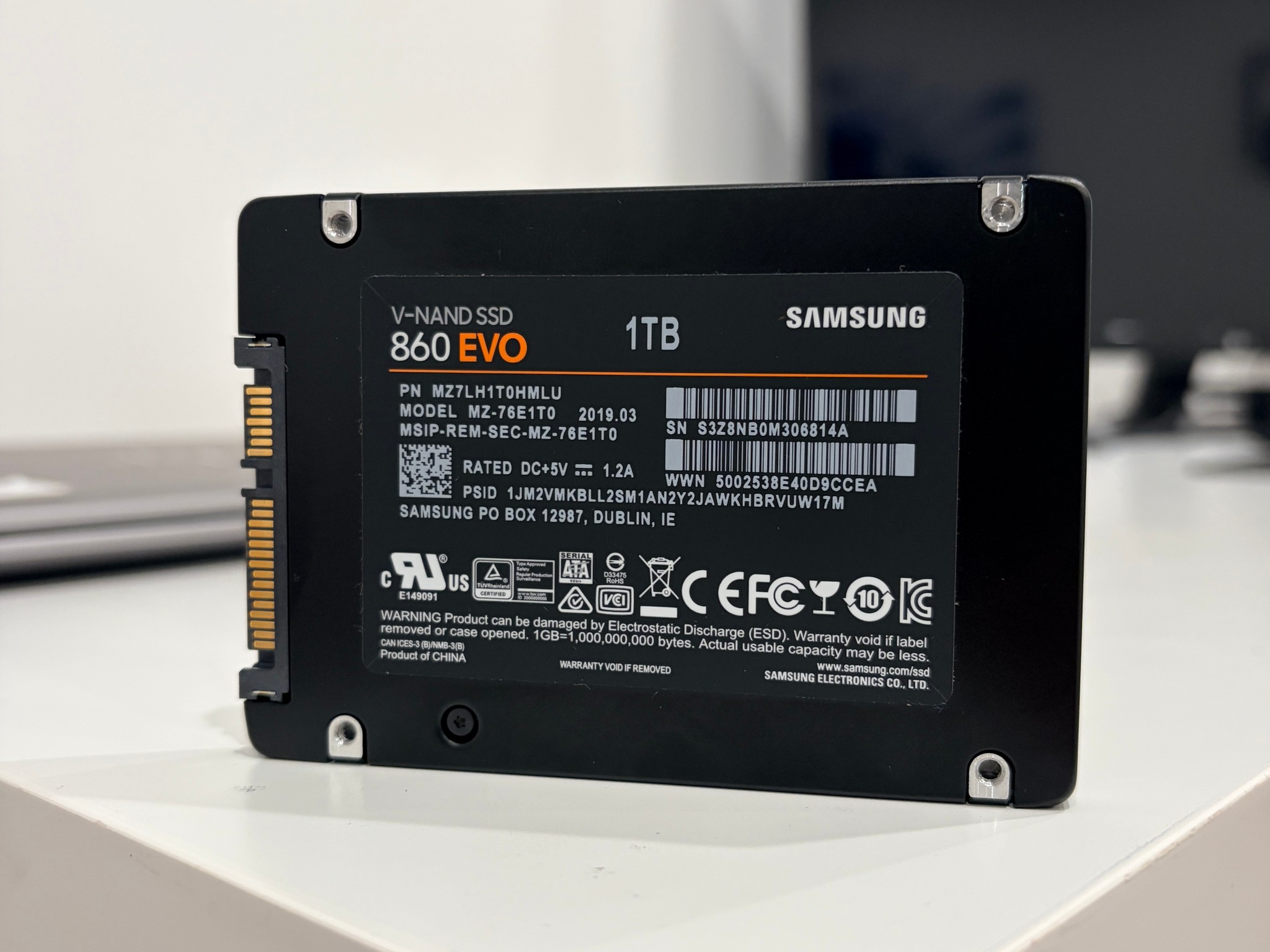 Samsung EVO 860 1 TB SATA III SSD 6 Gbps