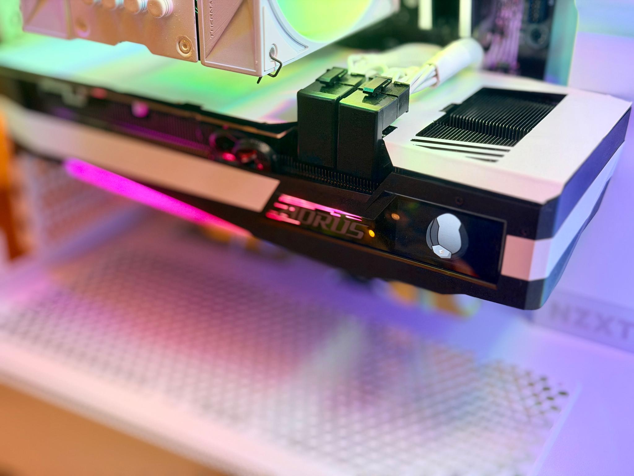 Gaming PC: Ryzen 5, RTX 3070, 1TB, 32GB, B550M, WiFi 6, NZXT H5 Flow RGB, White Build