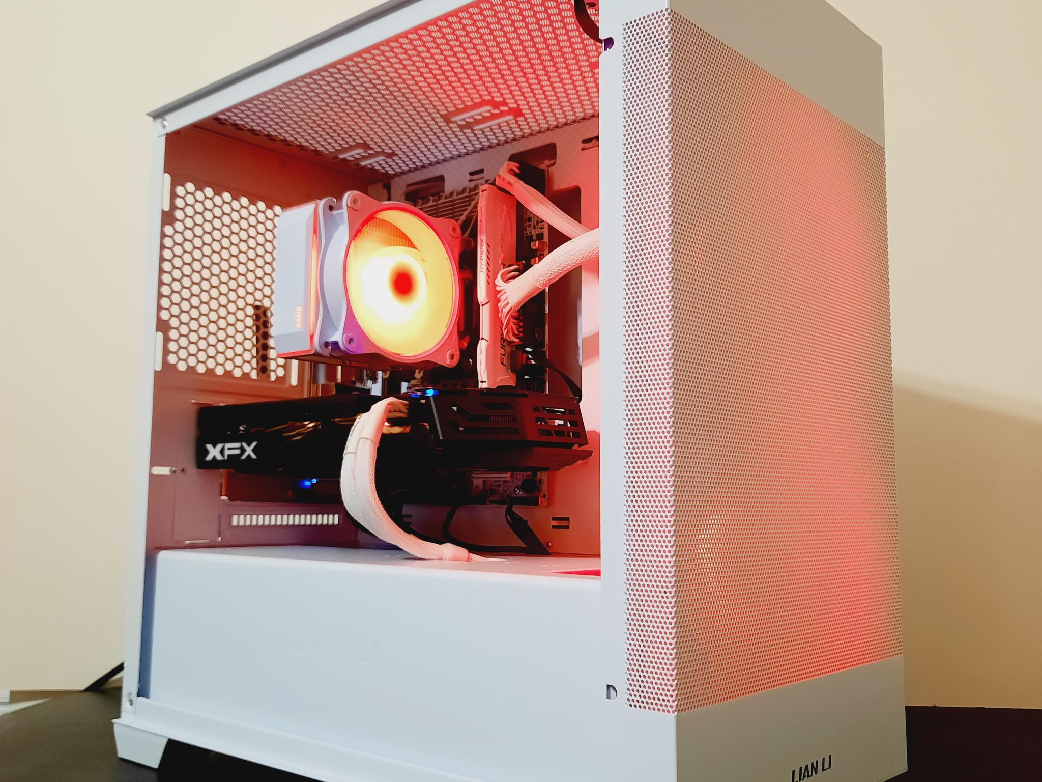 ⚡Great Value White Gaming PC - Intel Xeon 10-cores ● 16GB RAM ● 512GB SSD ● Wi-Fi ● AMD RX 580 8GB